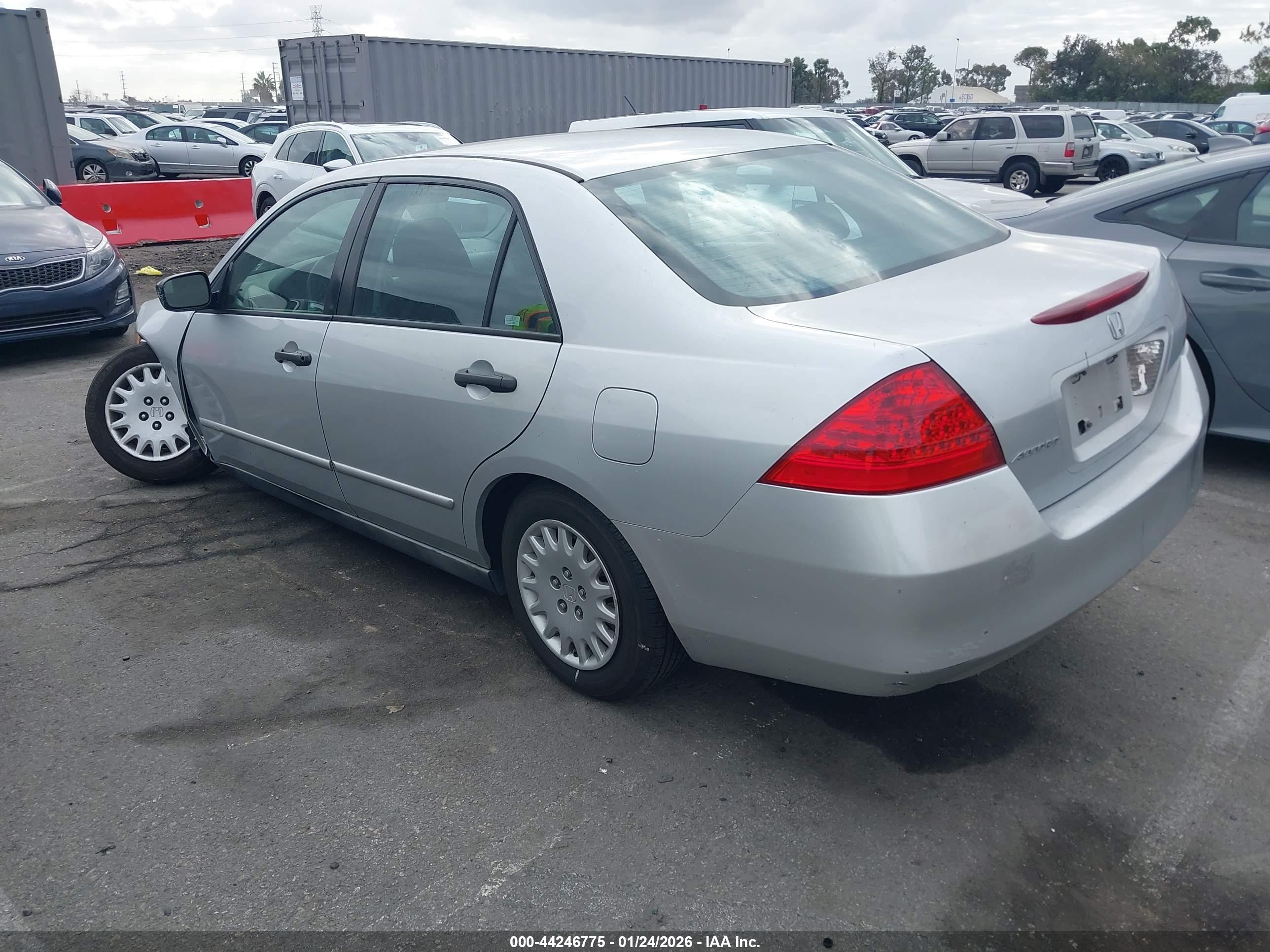 HONDA ACCORD image 3