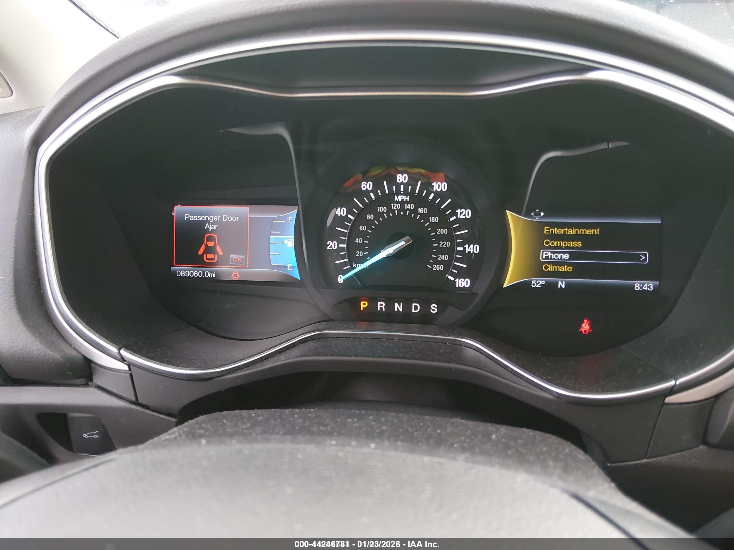 FORD FUSION image 7