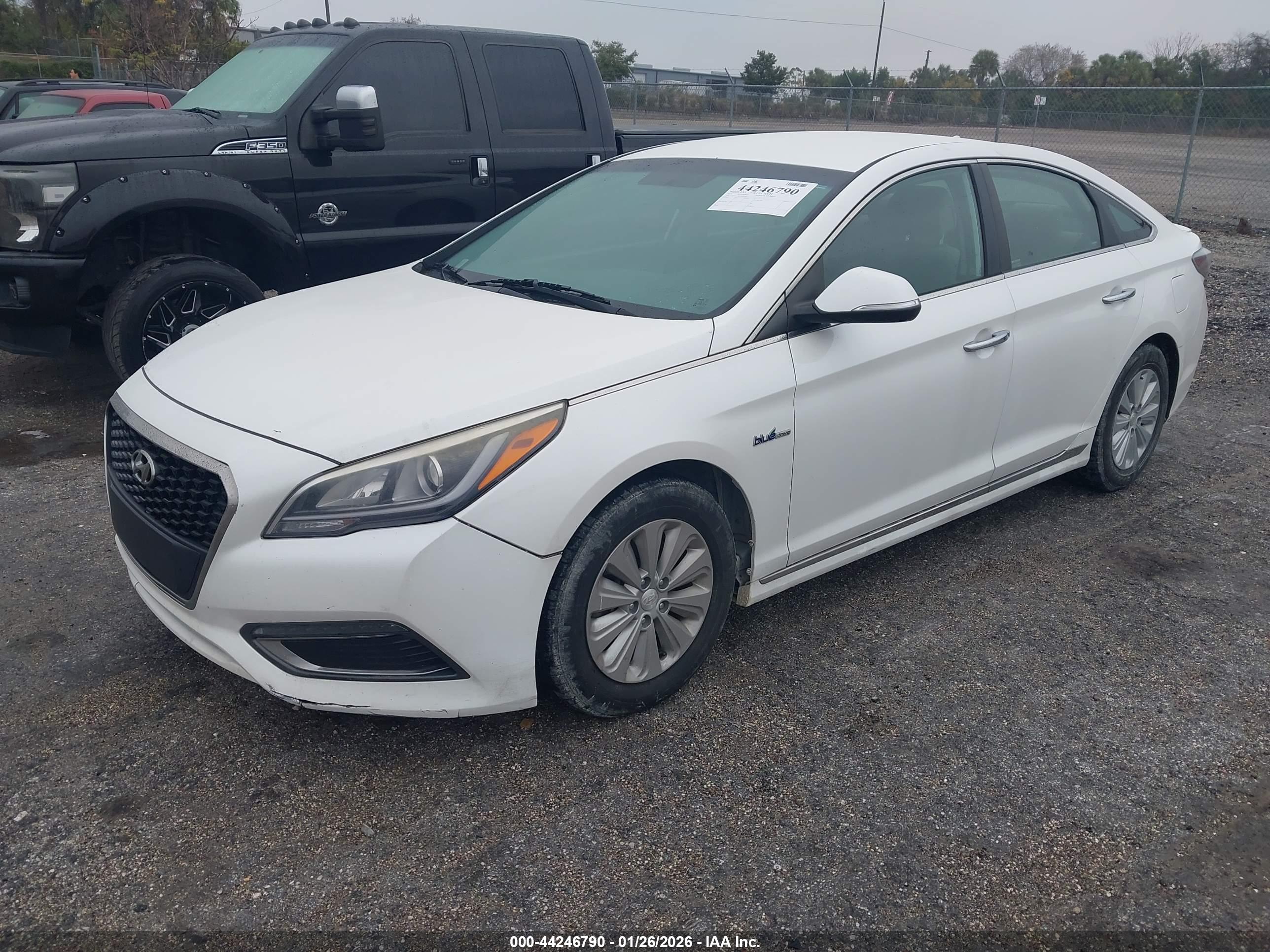 HYUNDAI SONATA image 2