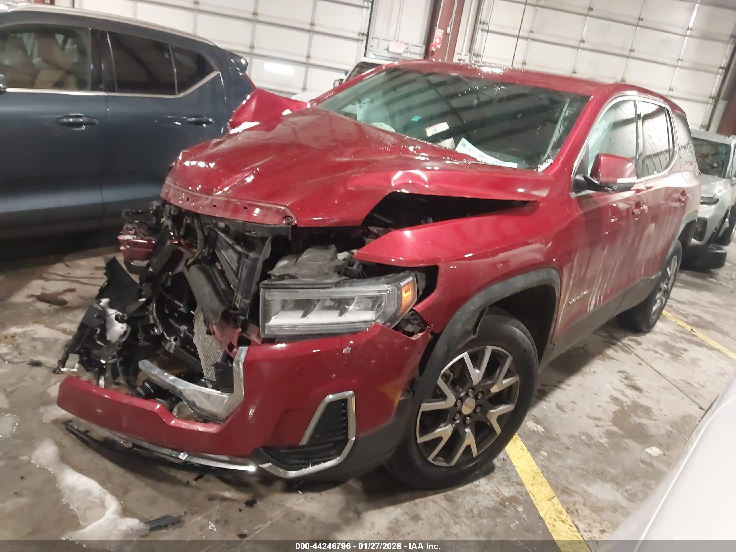GMC ACADIA image 2