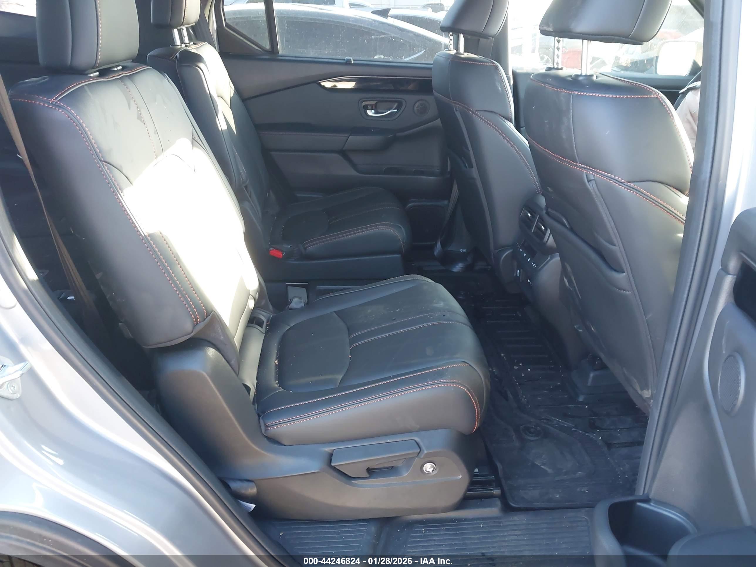 HONDA PILOT image 8