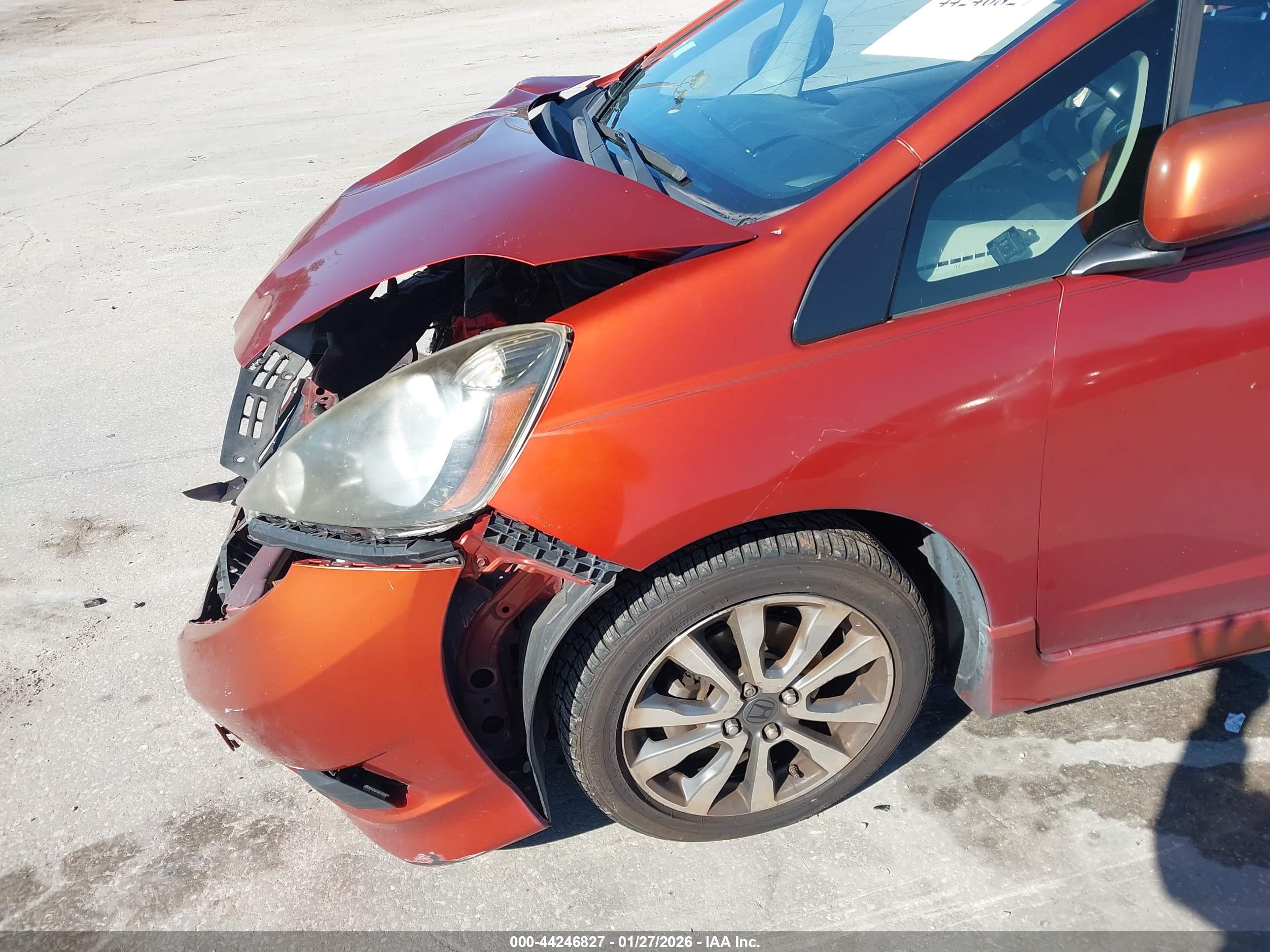 HONDA FIT image 6