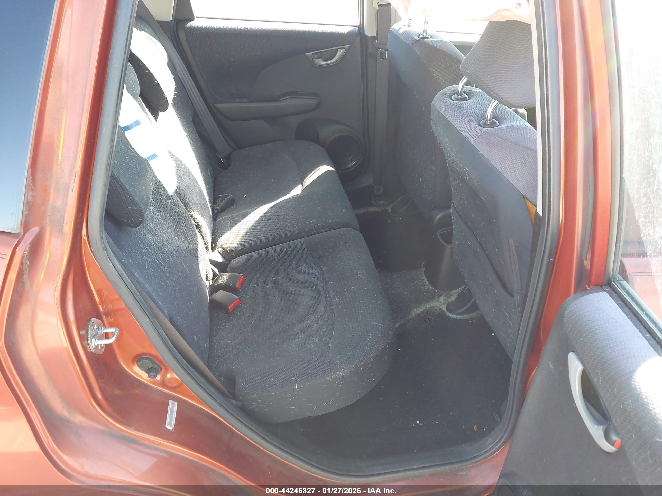 HONDA FIT image 8