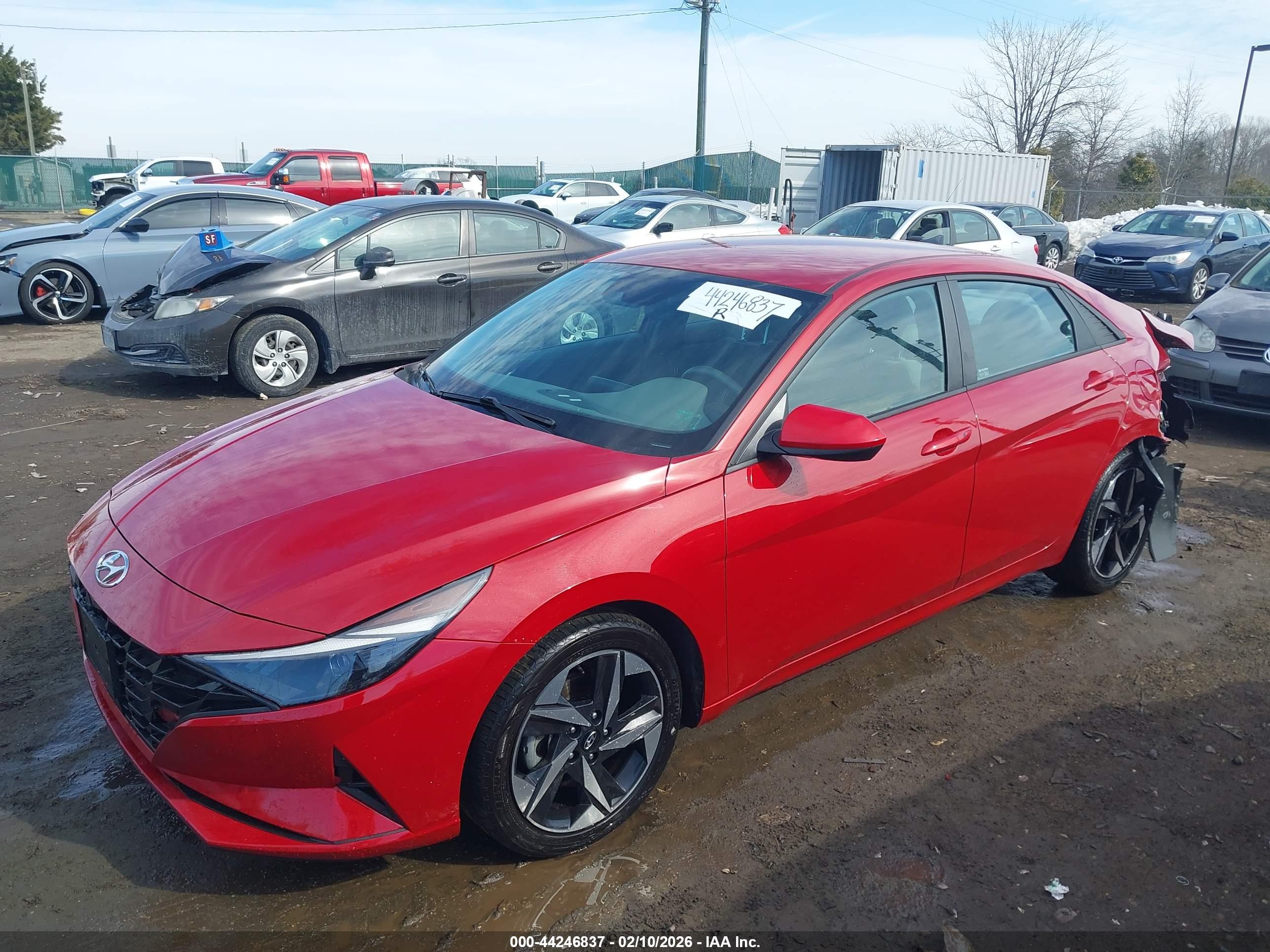 HYUNDAI ELANTRA image 2