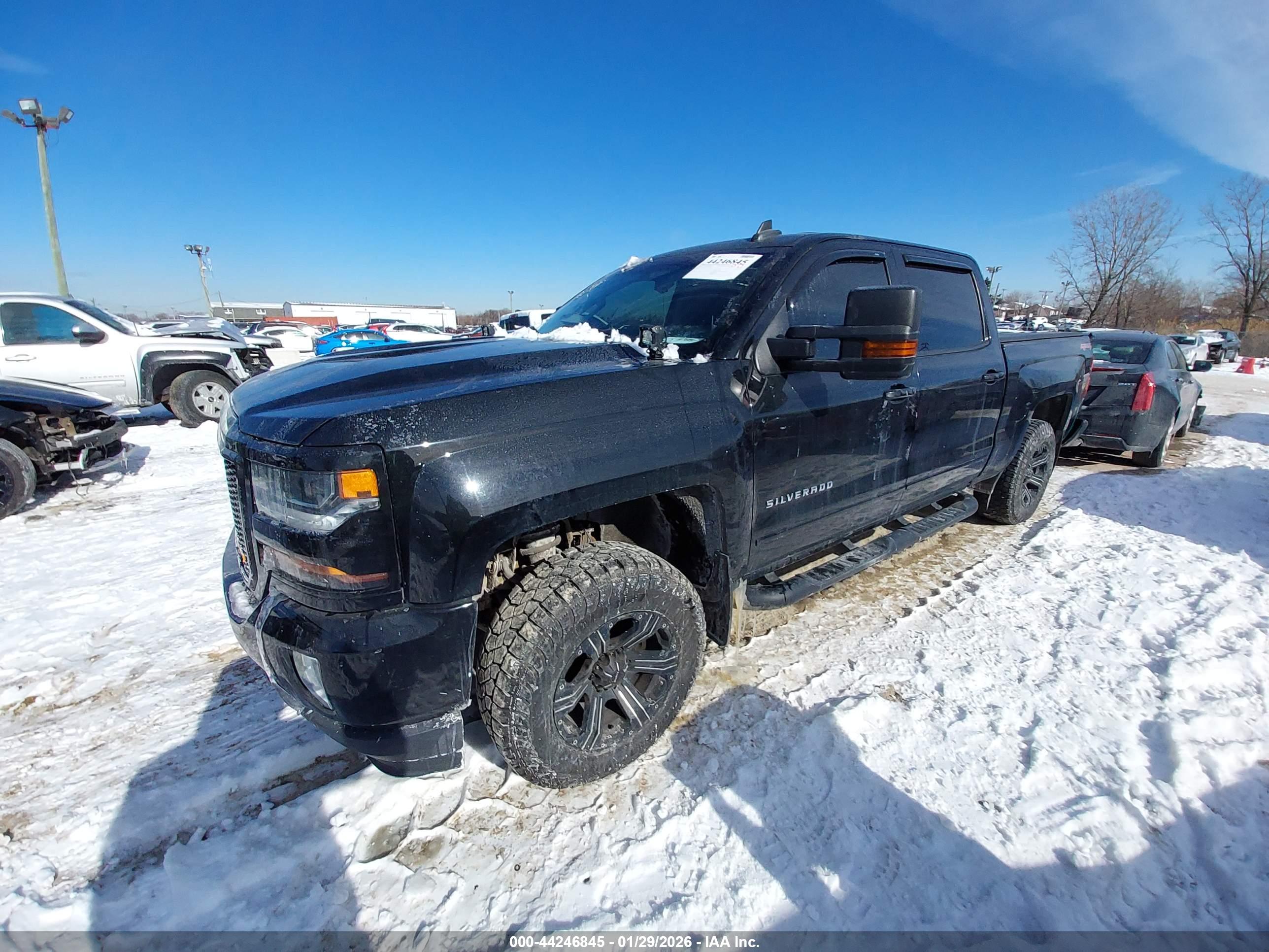 CHEVROLET SILVERADO image 2