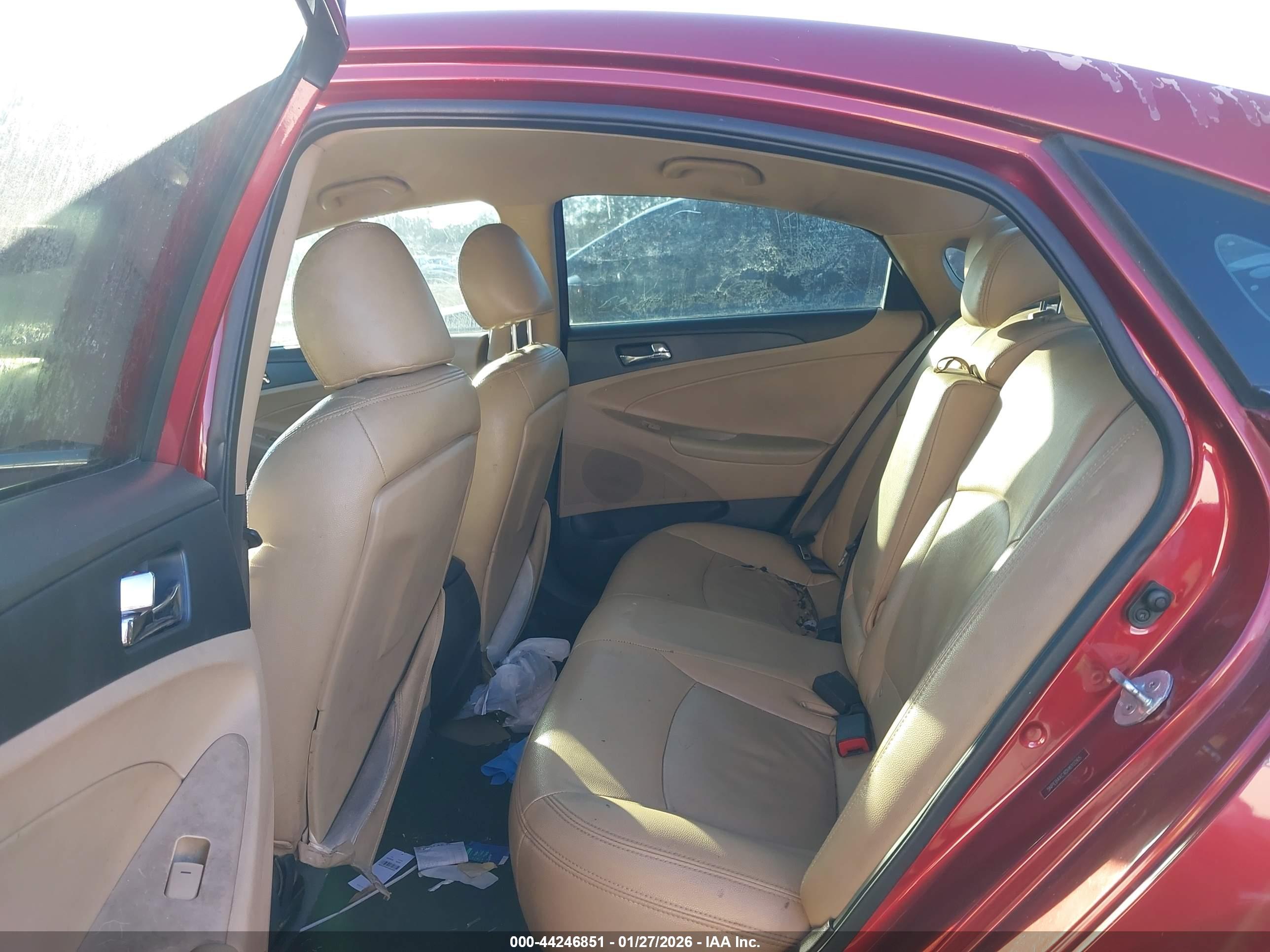 HYUNDAI SONATA image 8
