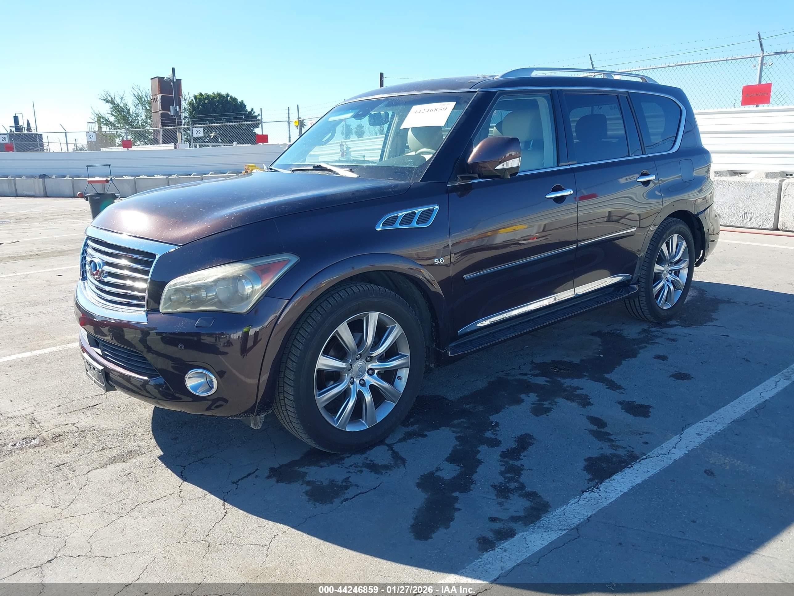 INFINITI QX80 image 2