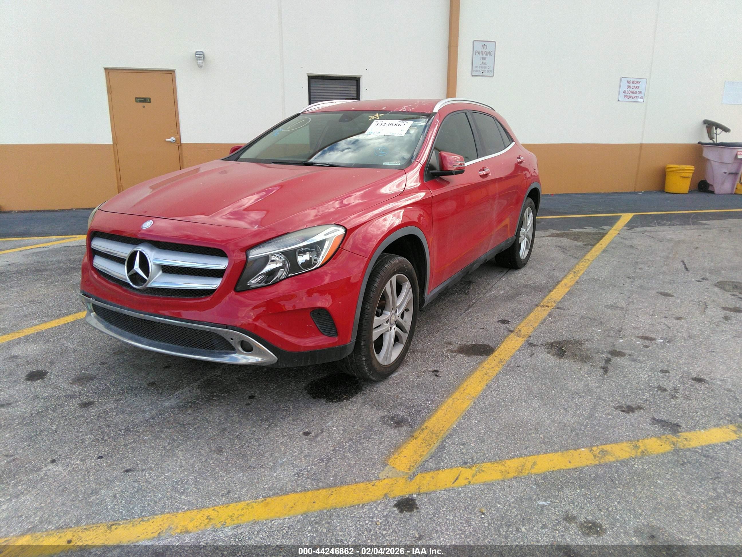 MERCEDES-BENZ GLA image 2