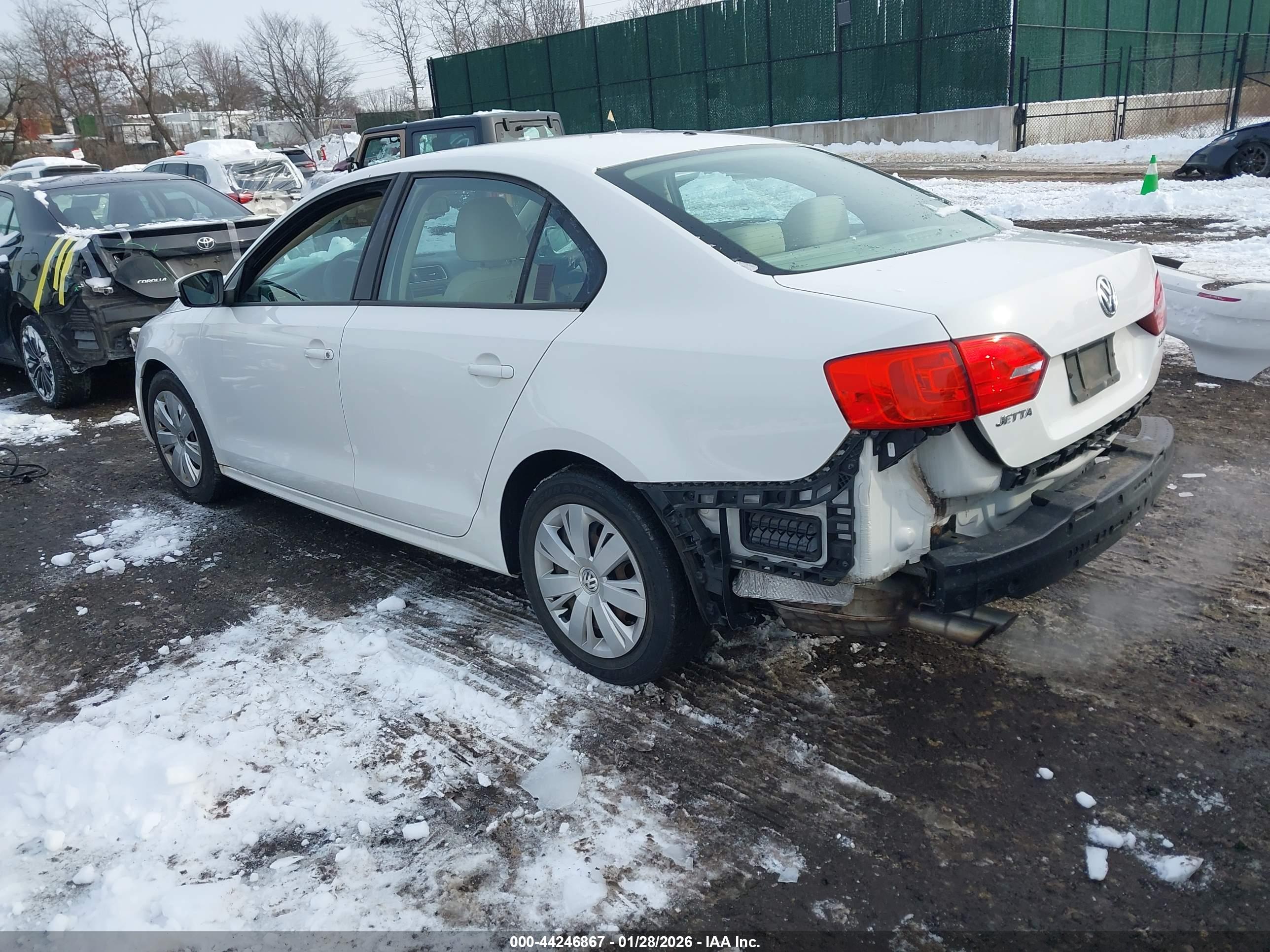VOLKSWAGEN JETTA image 3