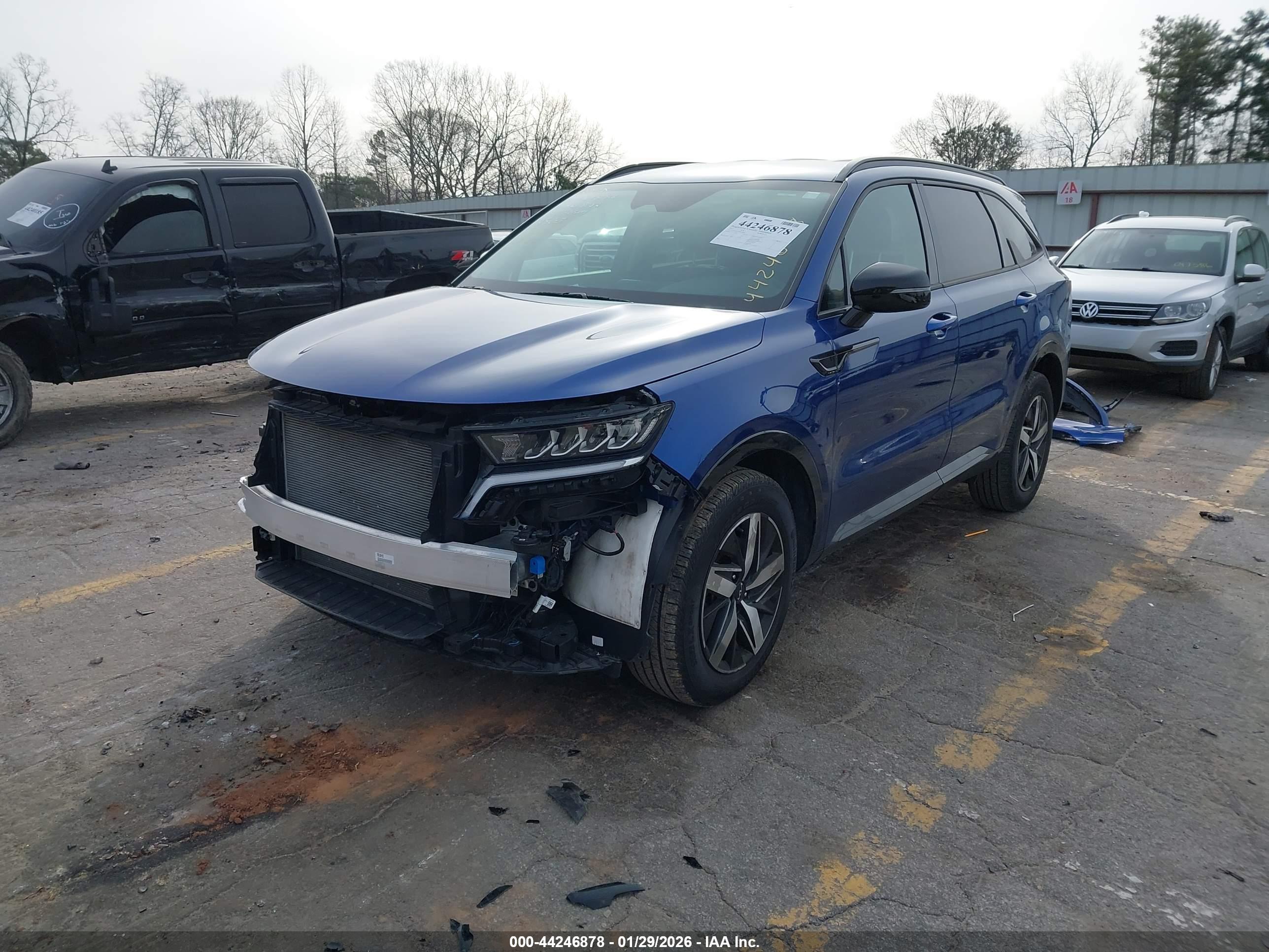 KIA SORENTO image 2