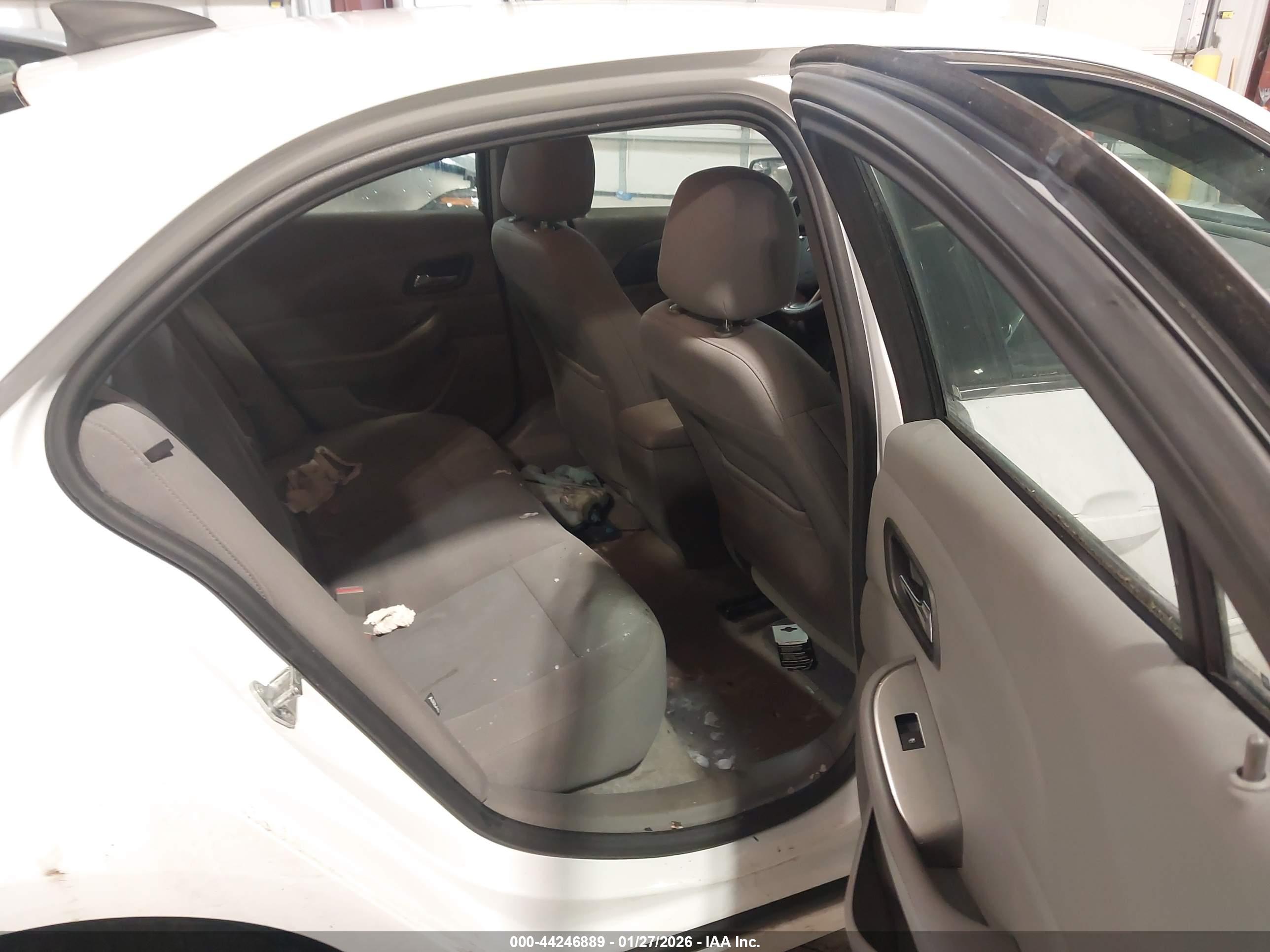CHEVROLET MALIBU image 8