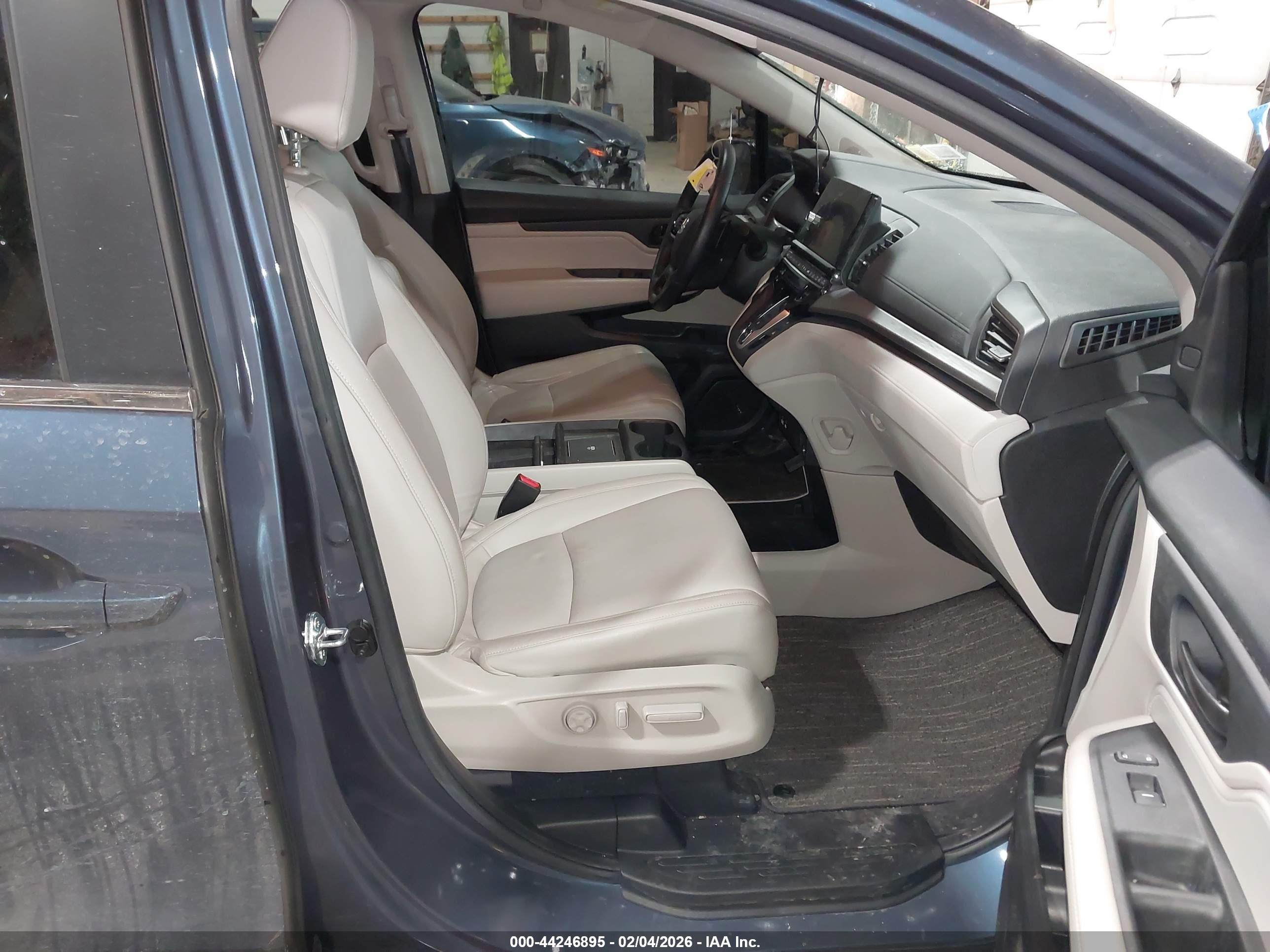 HONDA ODYSSEY image 5