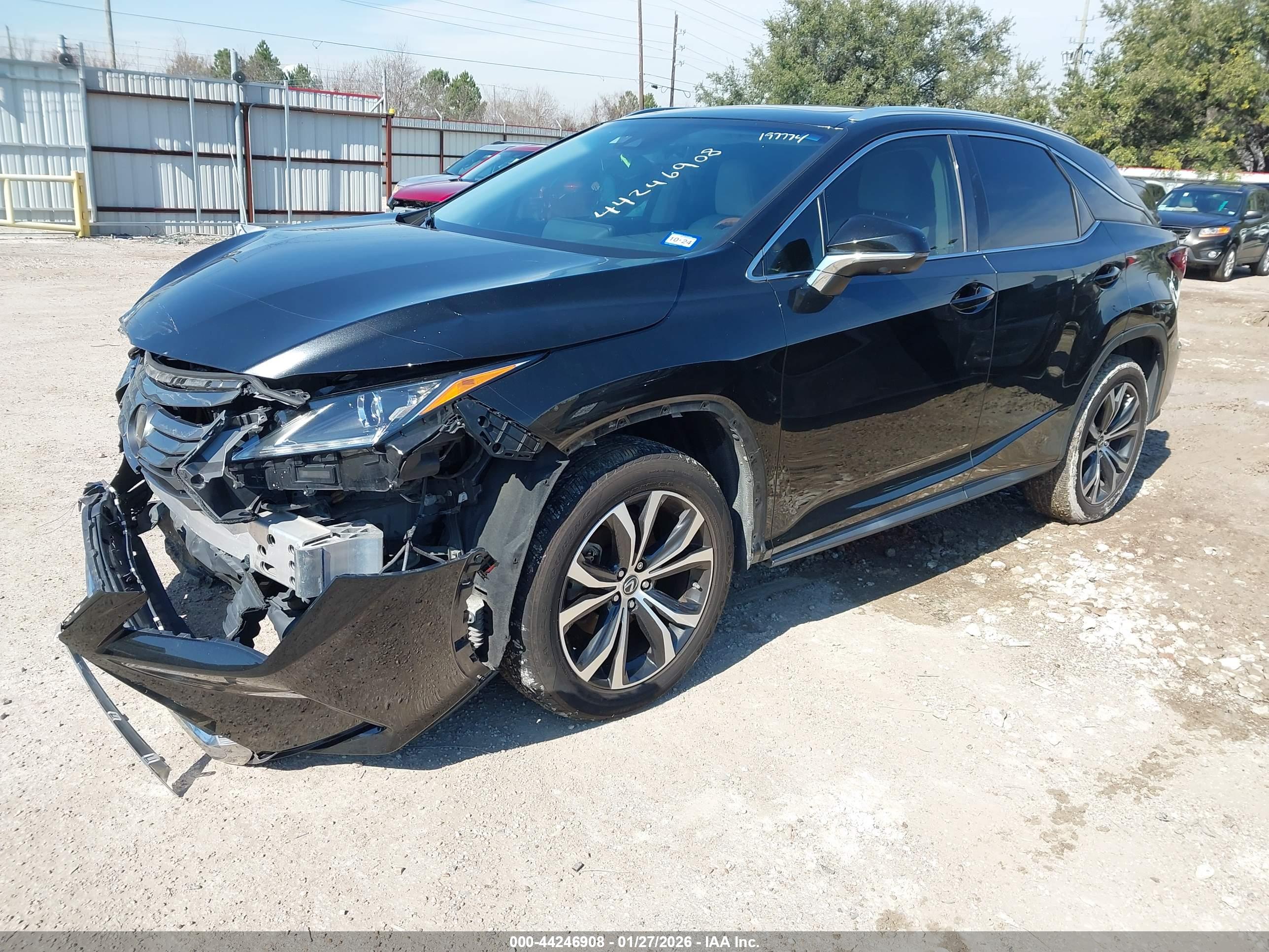 LEXUS RX image 2