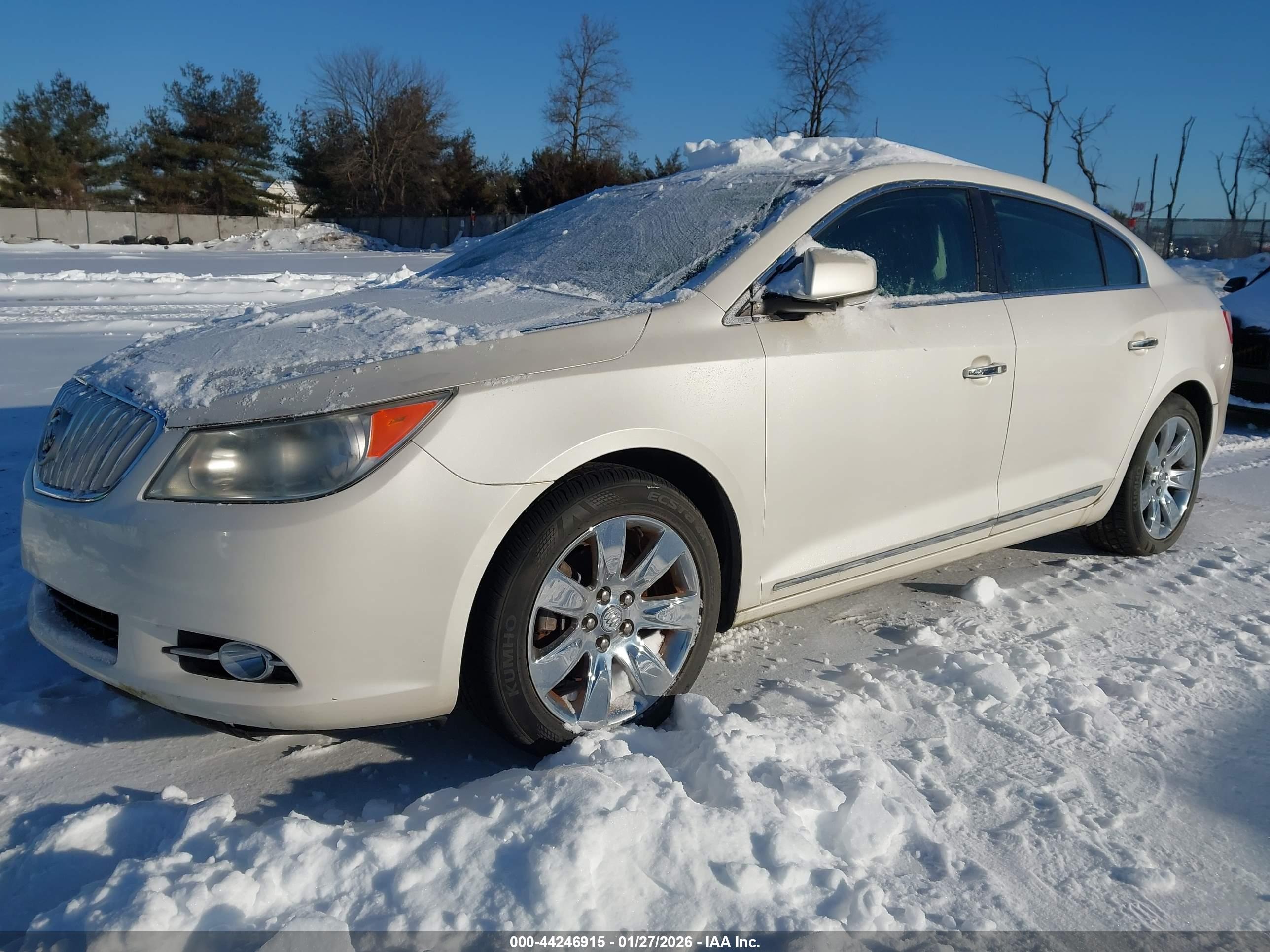 BUICK LACROSSE image 2