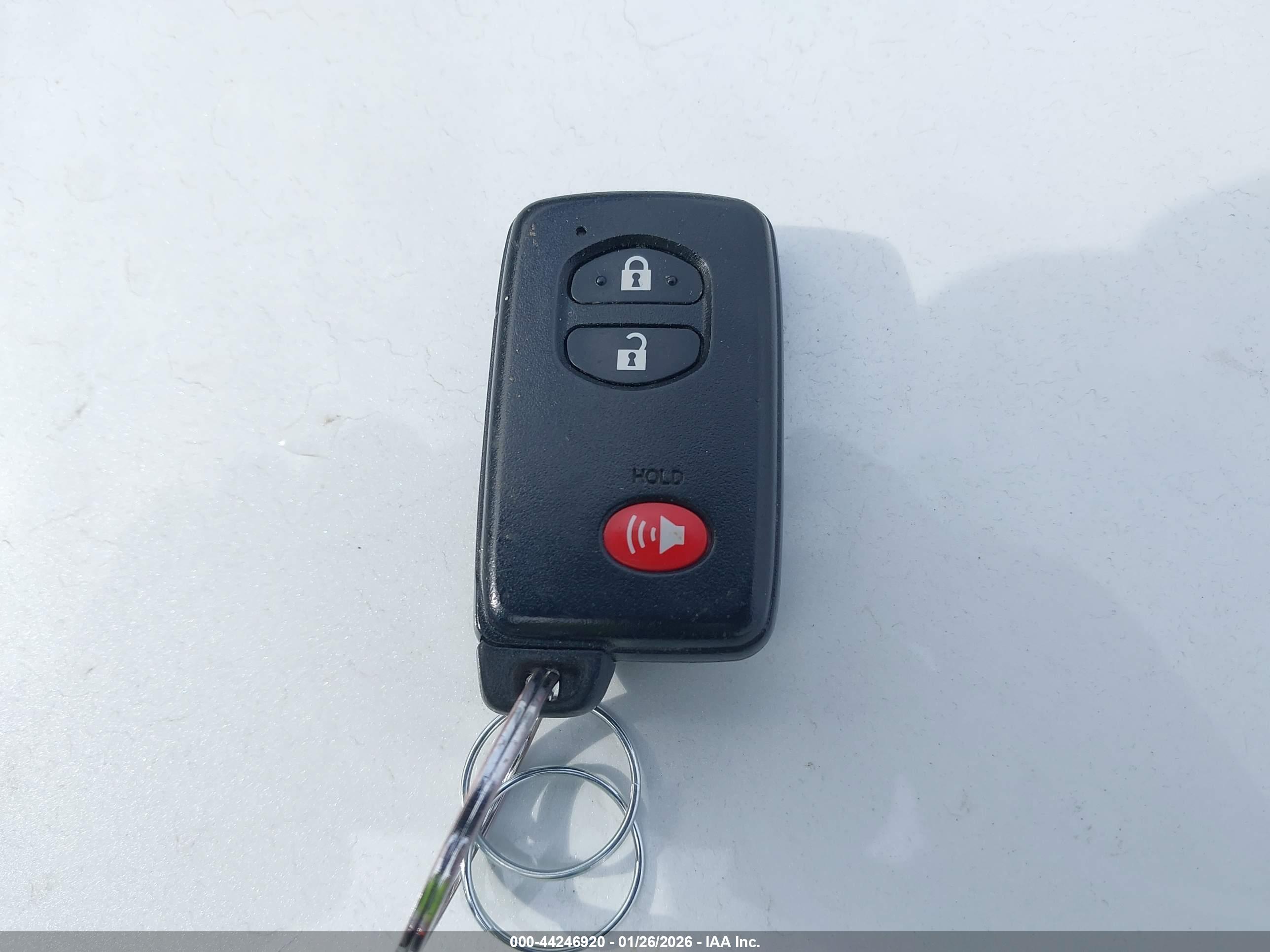 TOYOTA RAV4 image 11