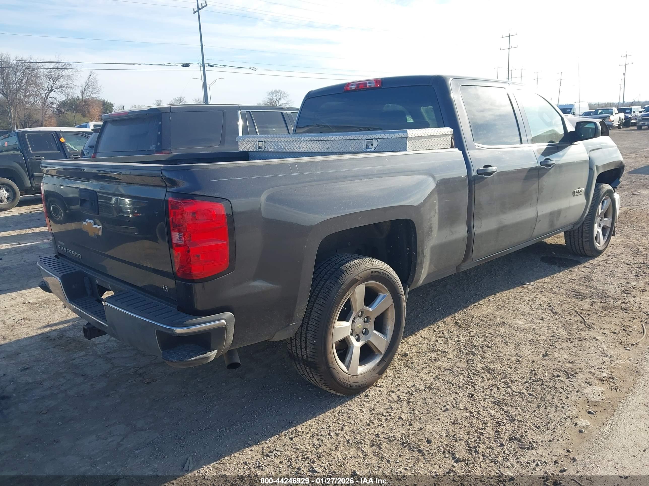 CHEVROLET SILVERADO image 4