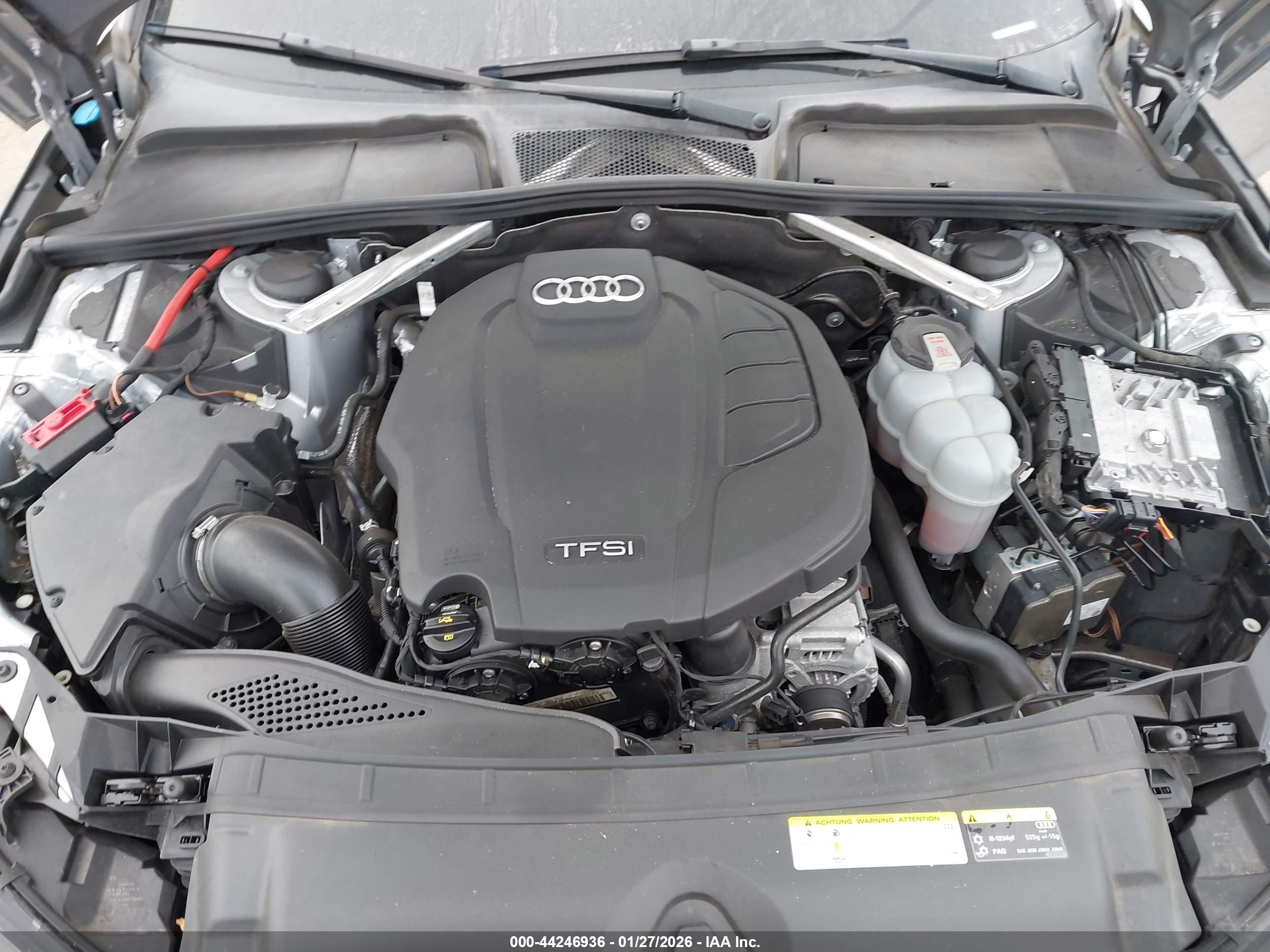 AUDI A4 image 10