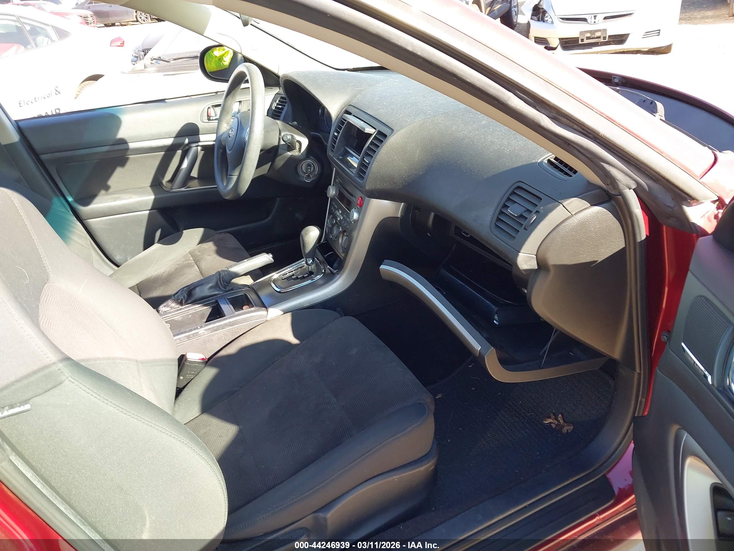 SUBARU LEGACY image 5