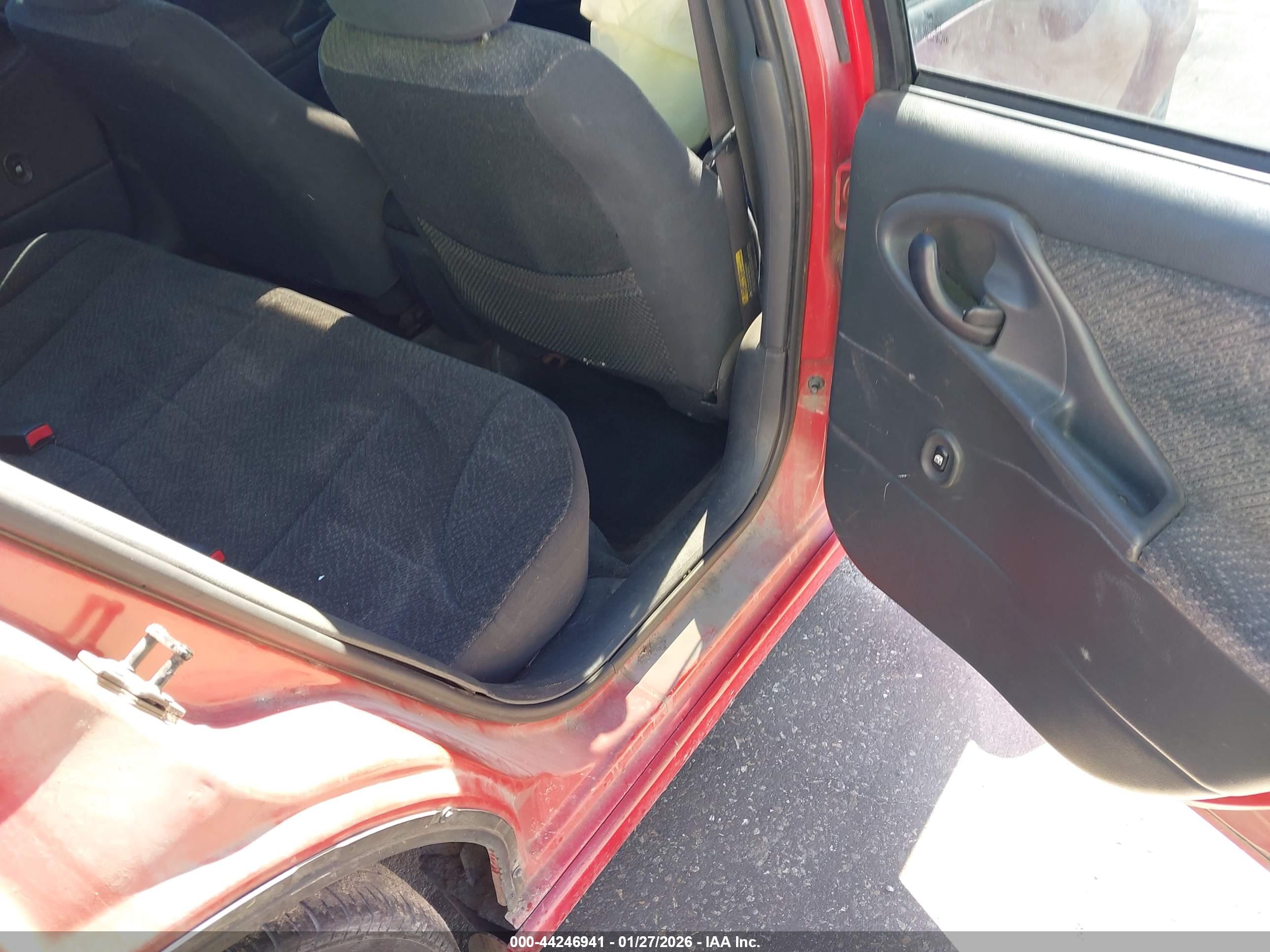 CHEVROLET CAVALIER image 8