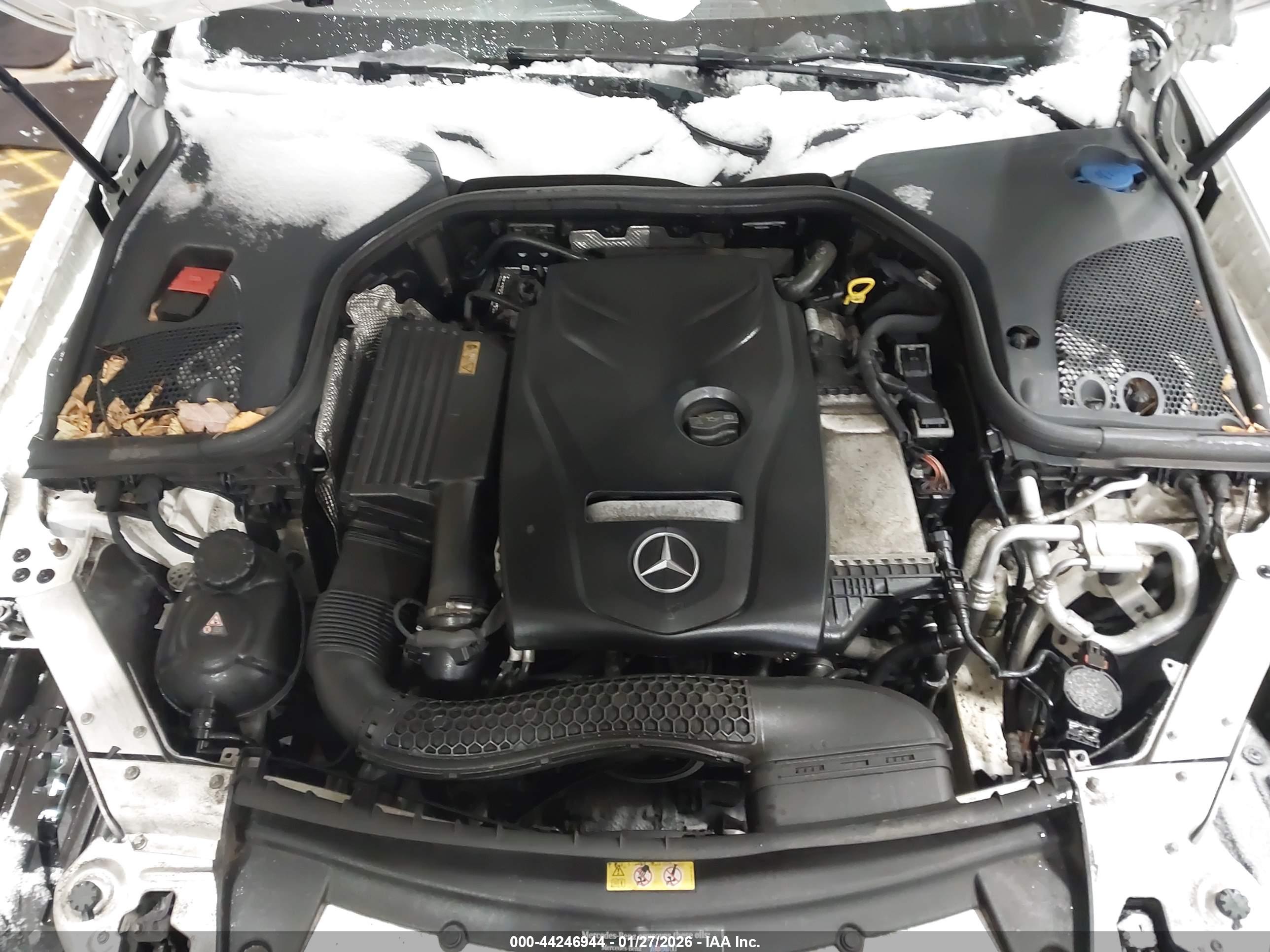 MERCEDES-BENZ E image 10