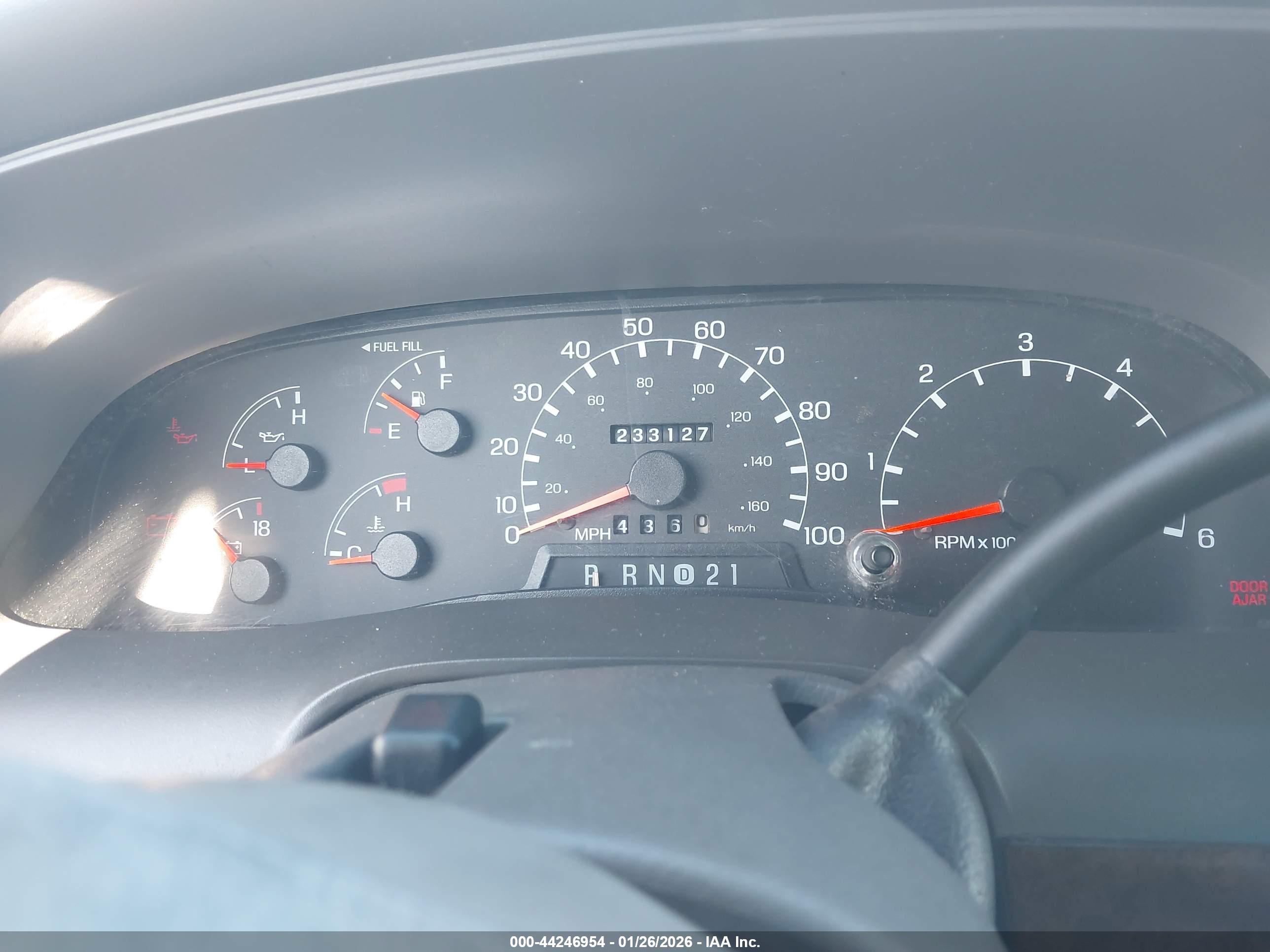FORD EXCURSION image 7
