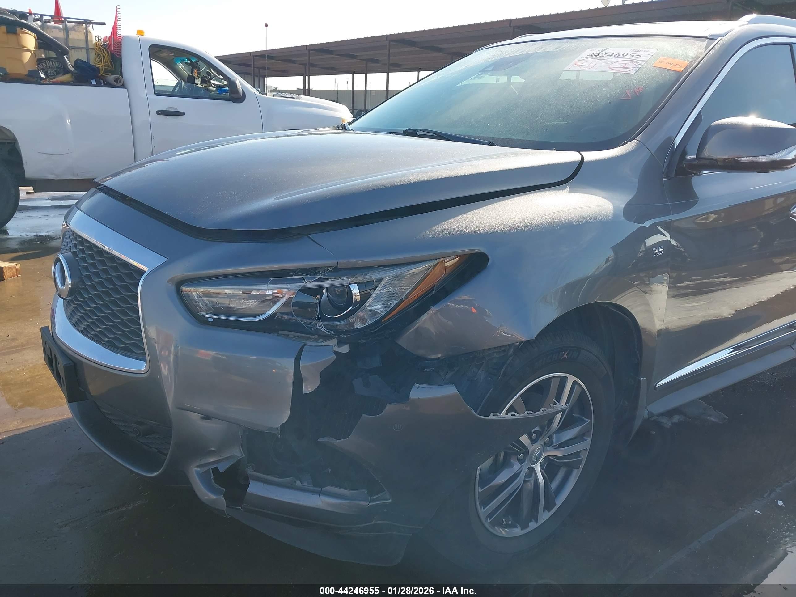 INFINITI QX60 image 6
