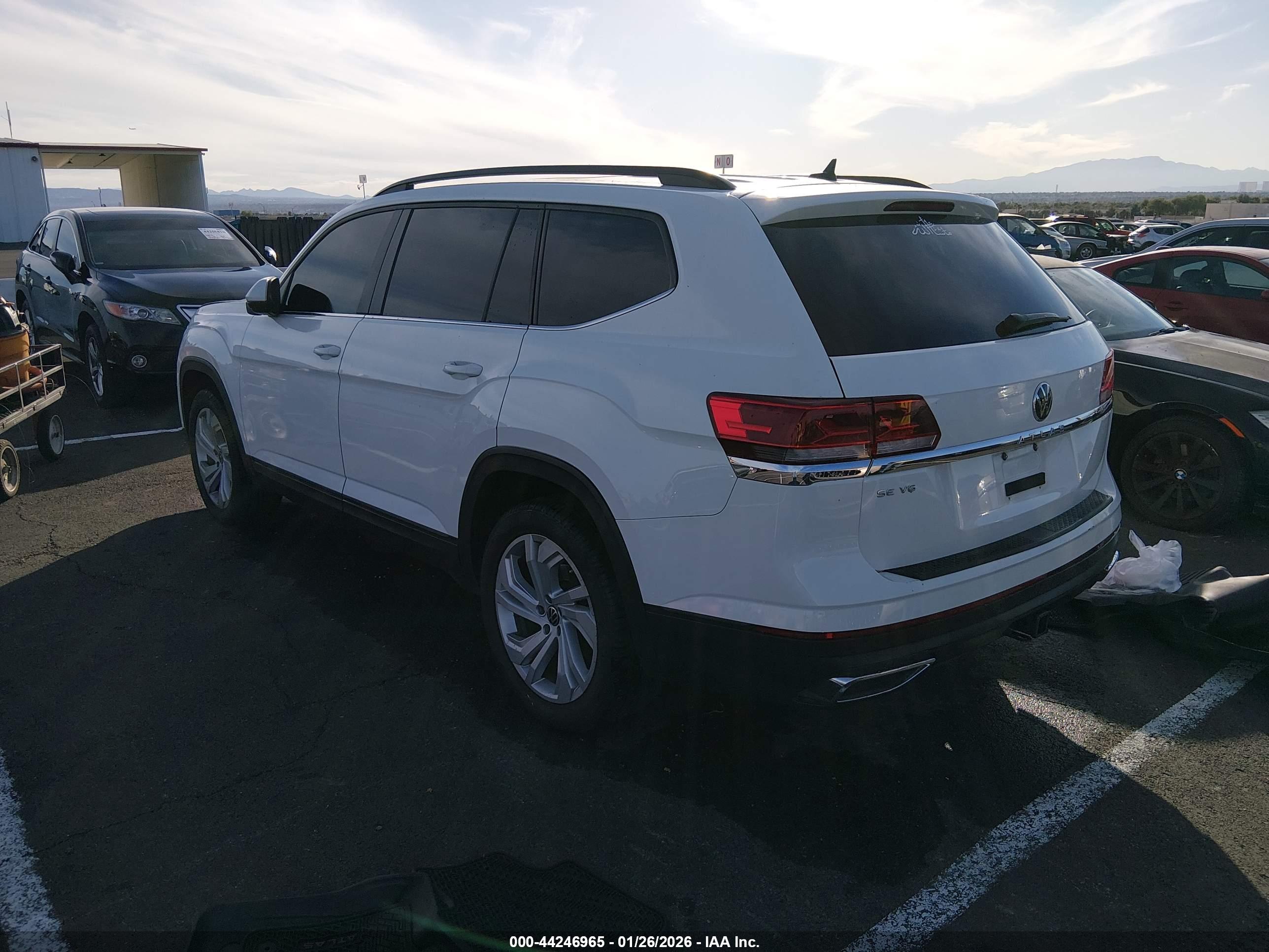 VOLKSWAGEN ATLAS image 3