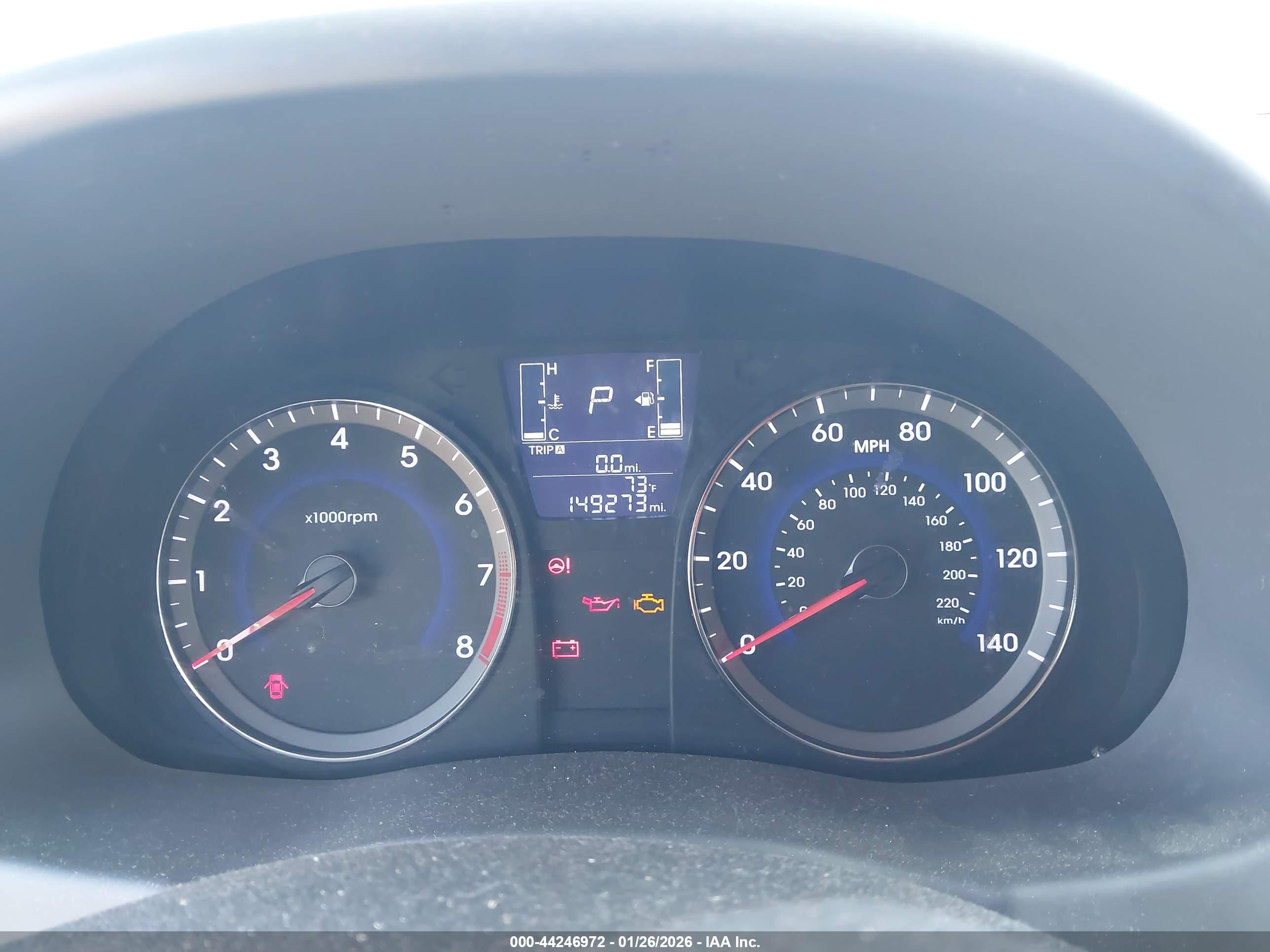 HYUNDAI ACCENT image 7