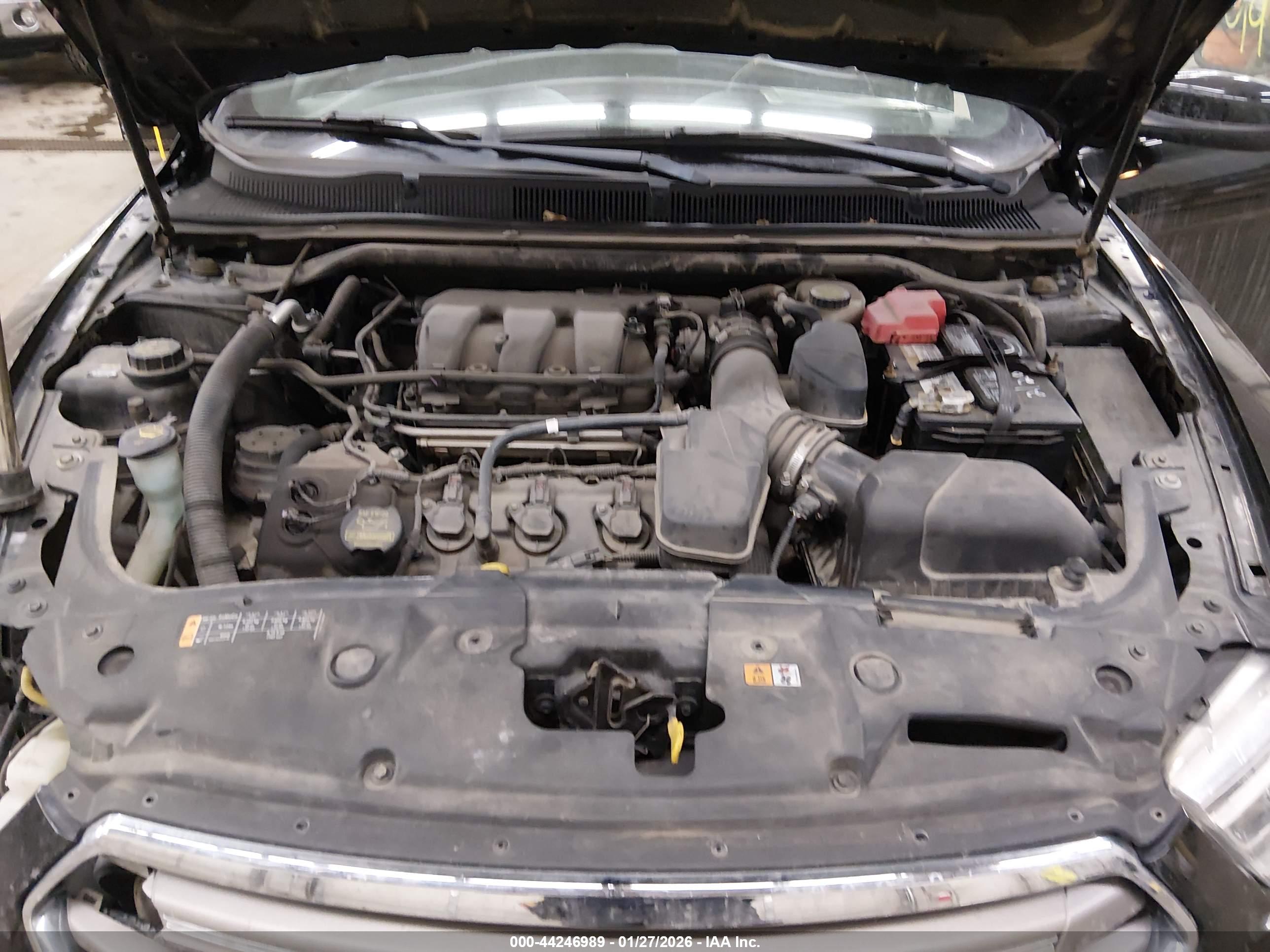 FORD TAURUS image 10