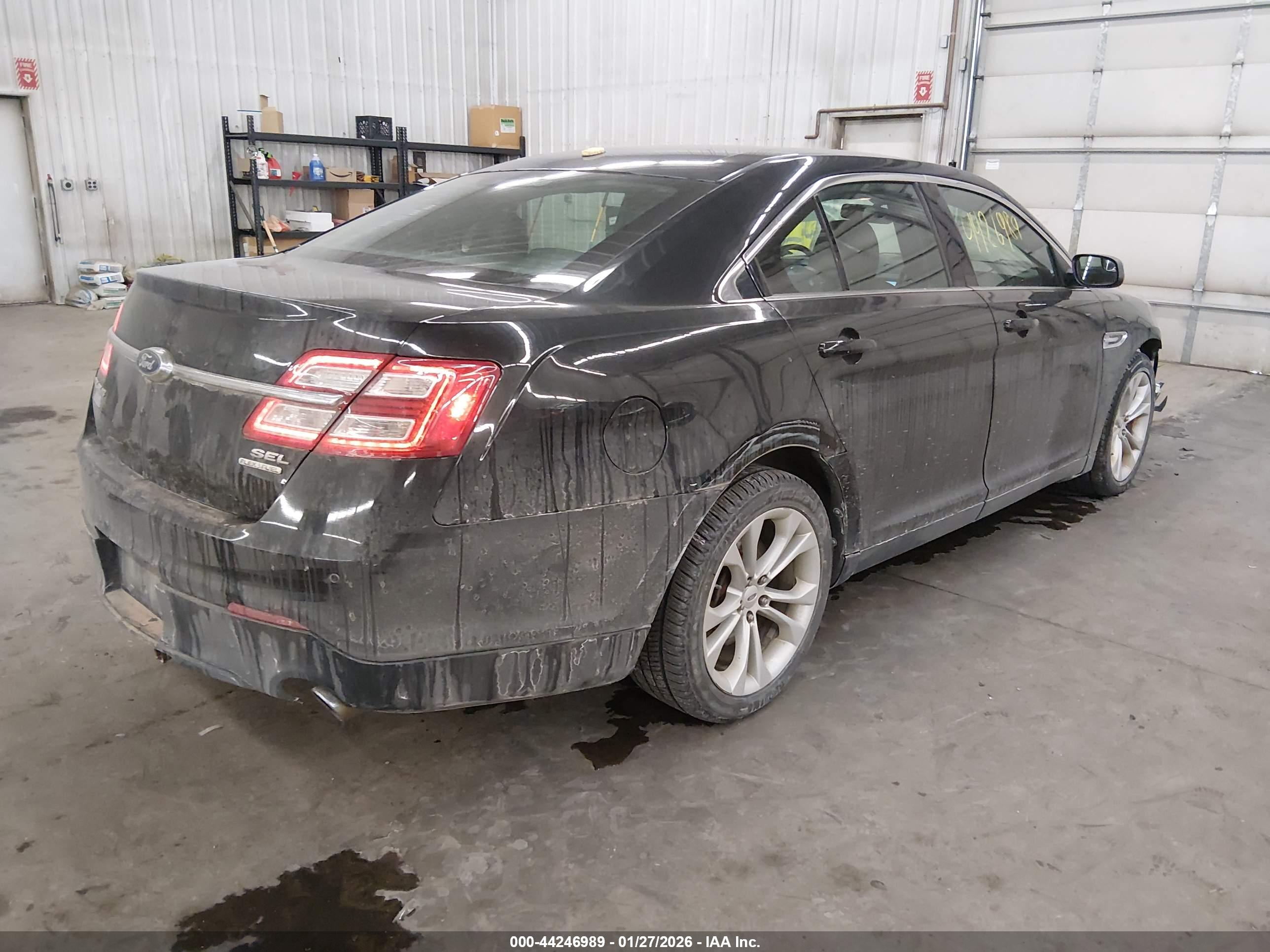FORD TAURUS image 4
