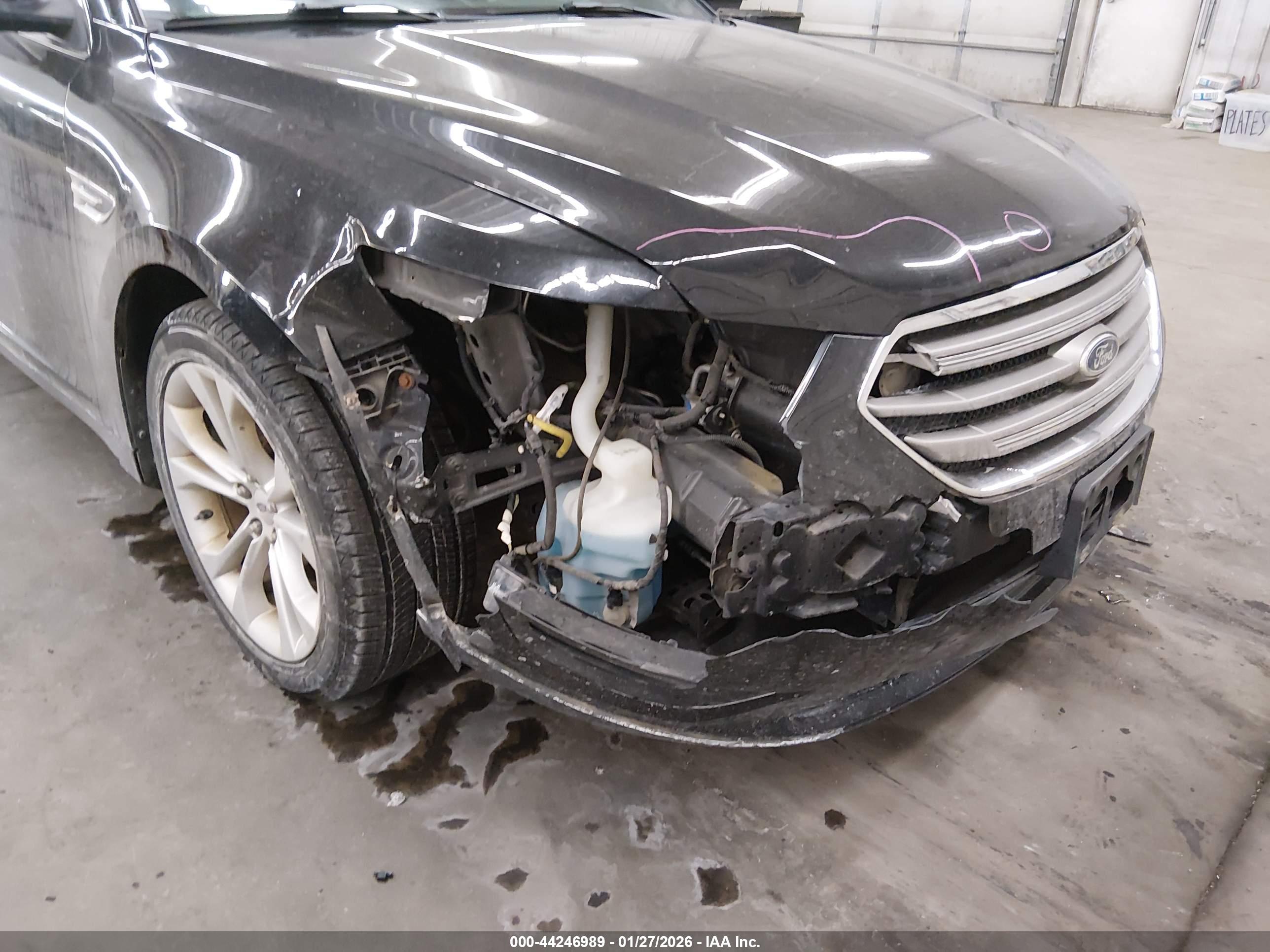 FORD TAURUS image 6
