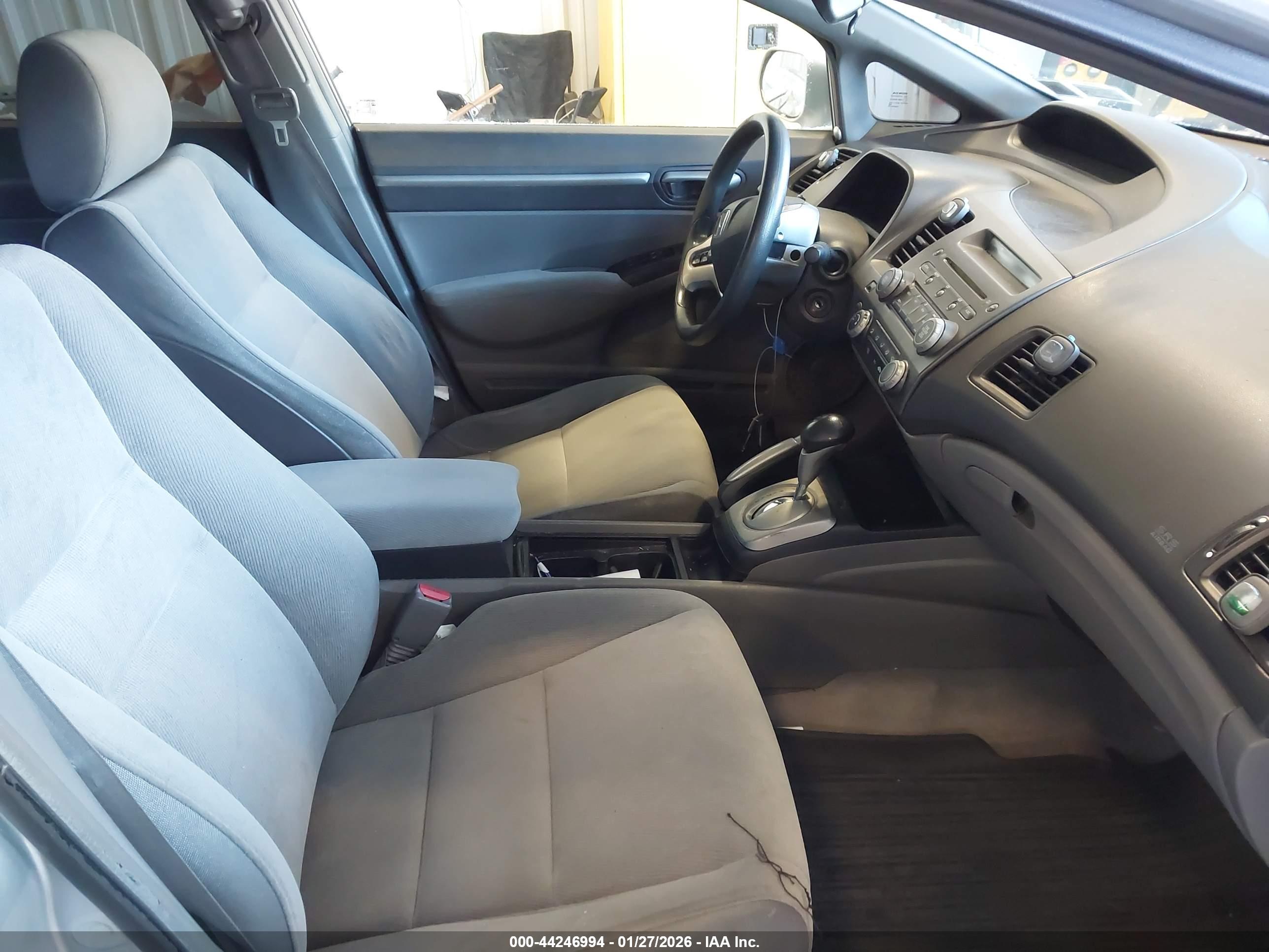 HONDA CIVIC image 5