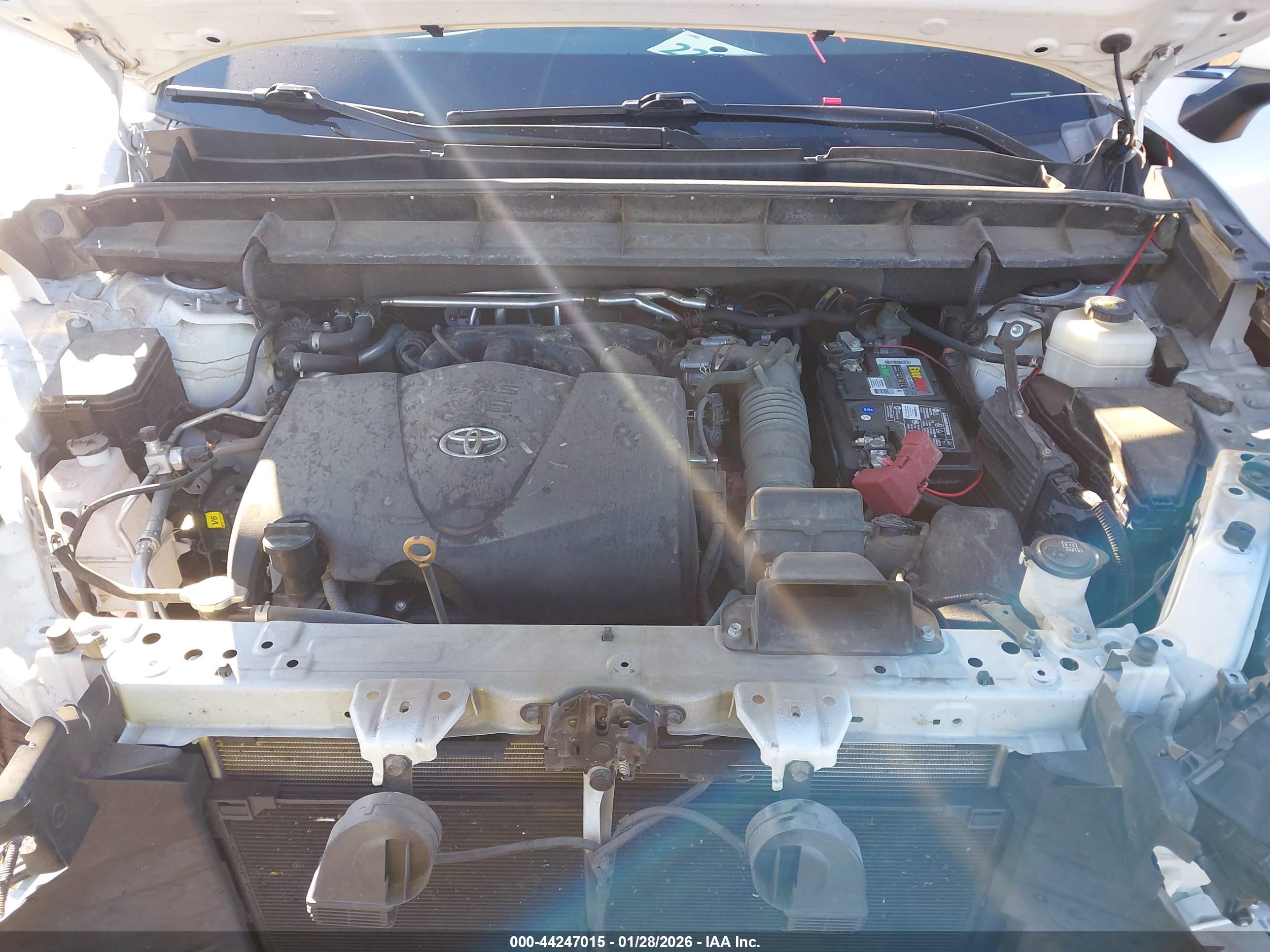 TOYOTA HIGHLANDER image 10