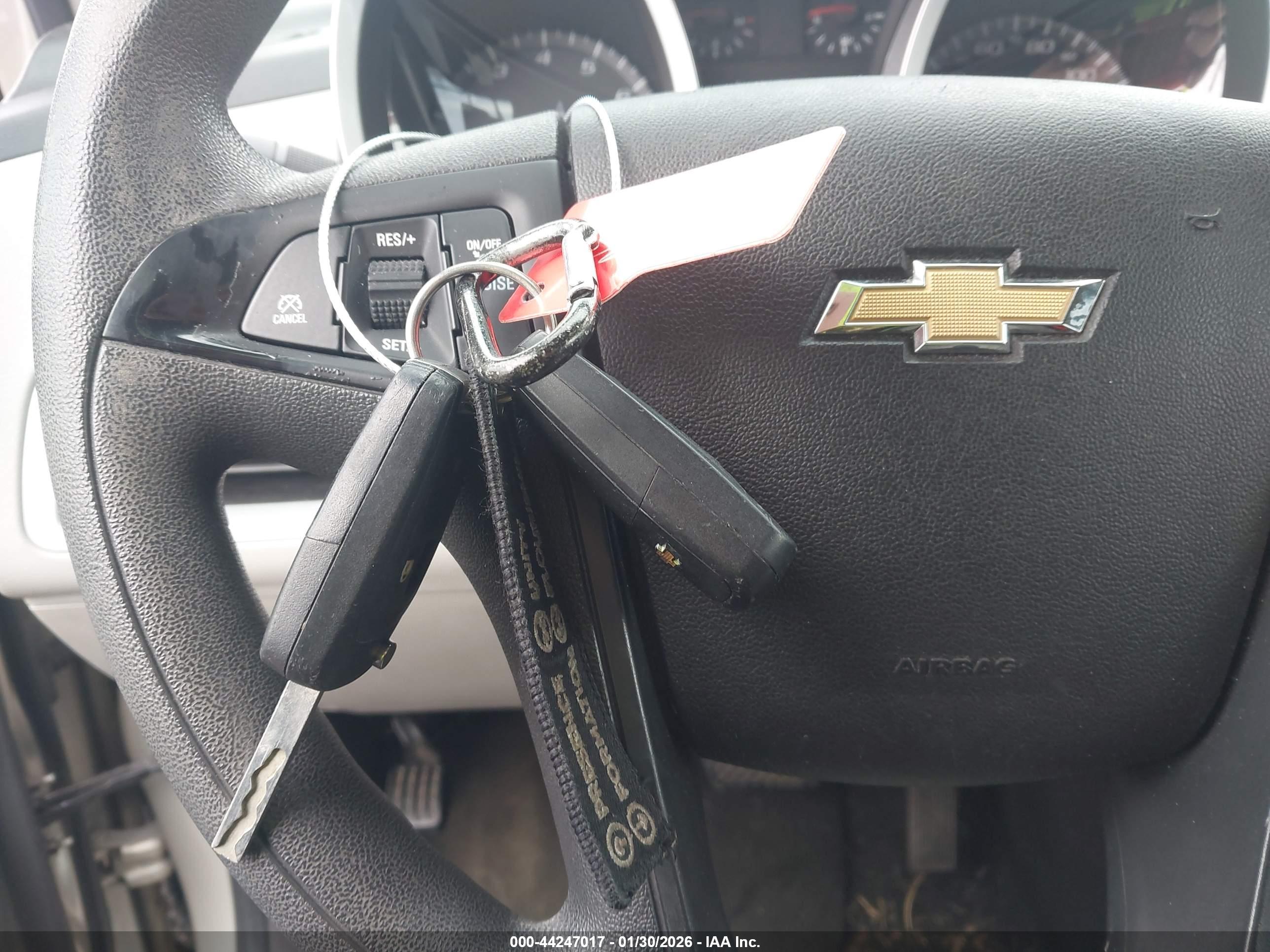 CHEVROLET EQUINOX image 11