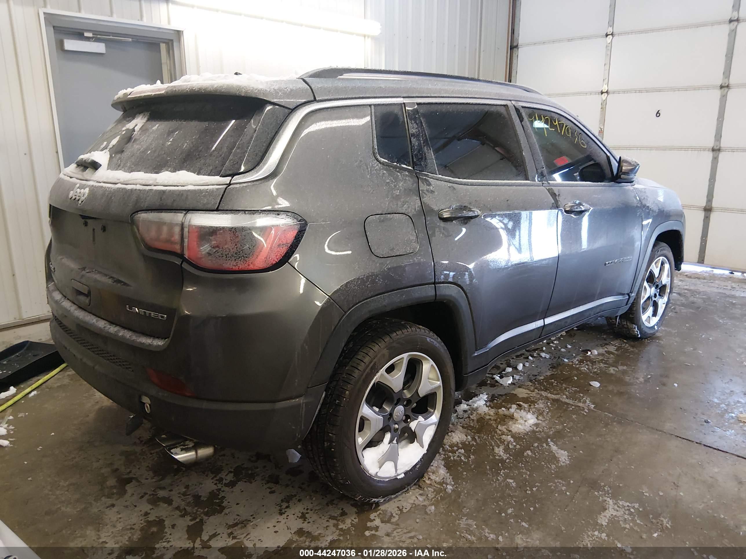 JEEP COMPASS image 4