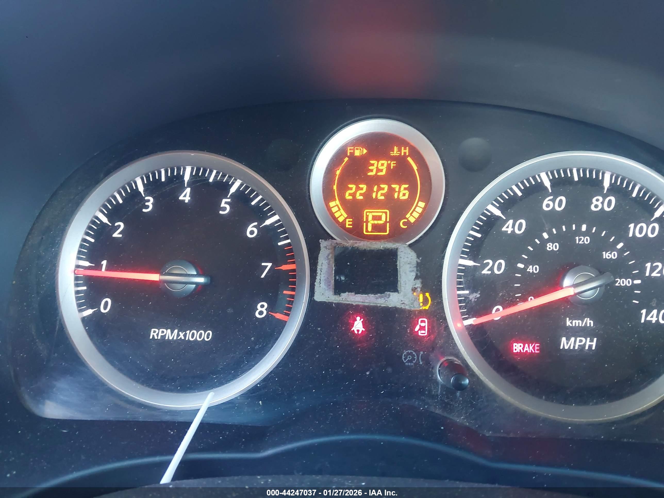 NISSAN SENTRA image 7
