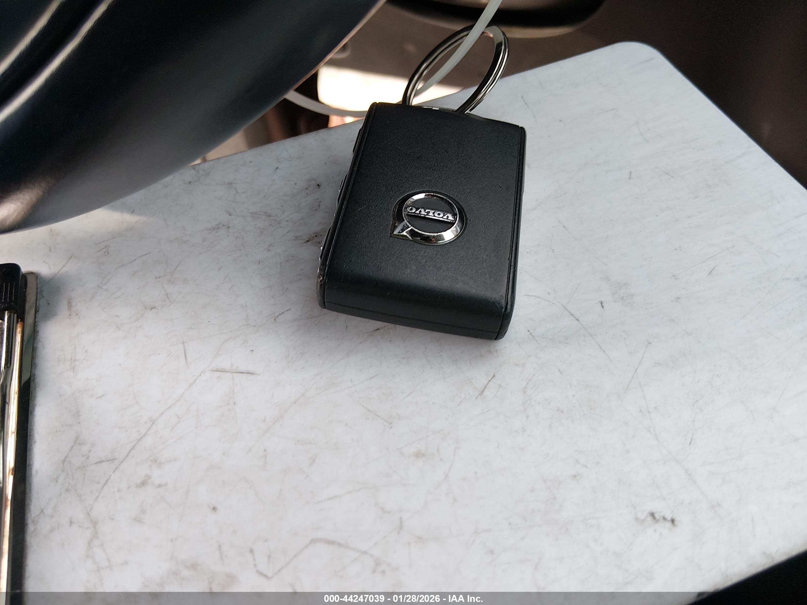 VOLVO XC90 image 11