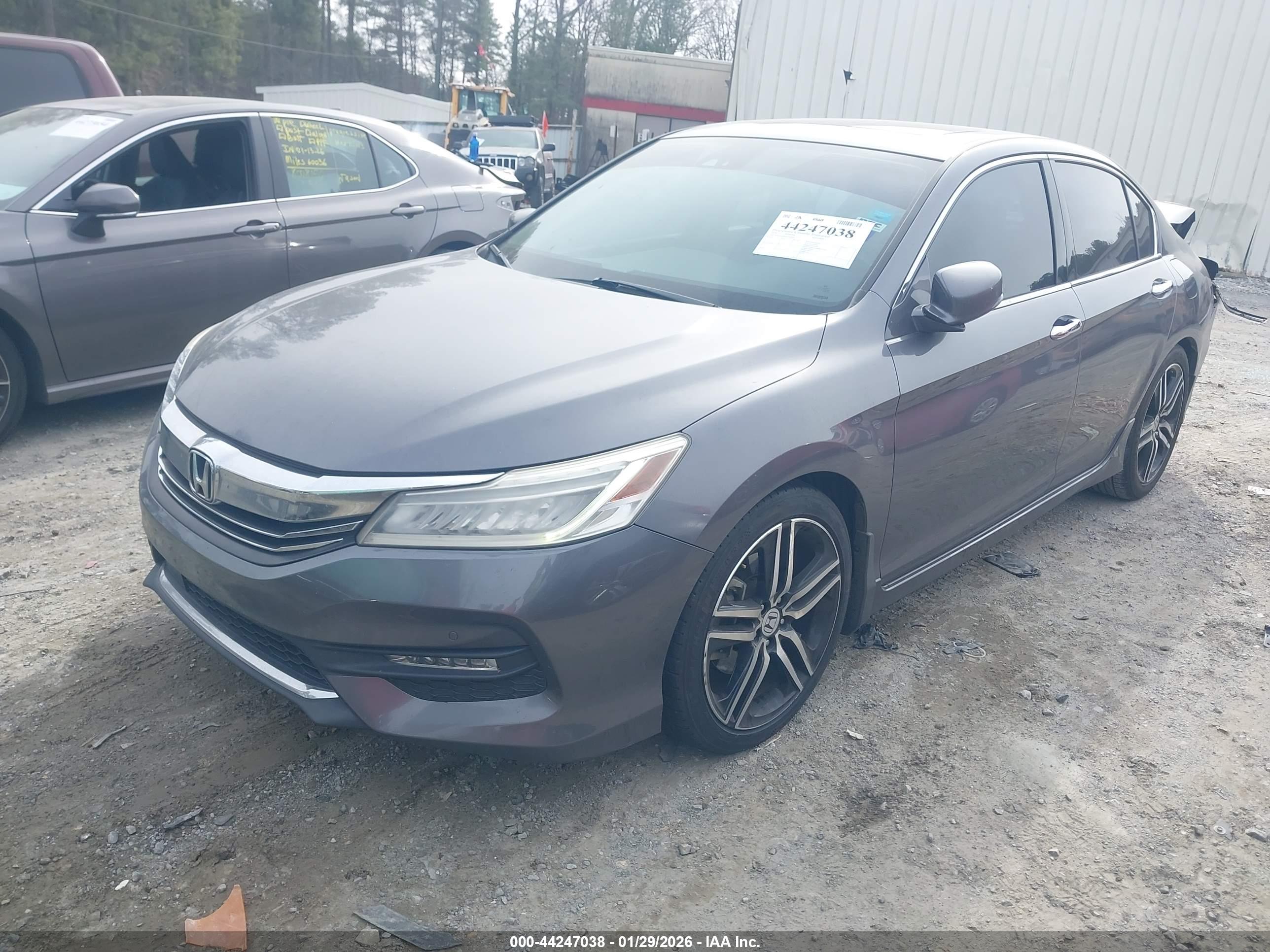 HONDA ACCORD image 2