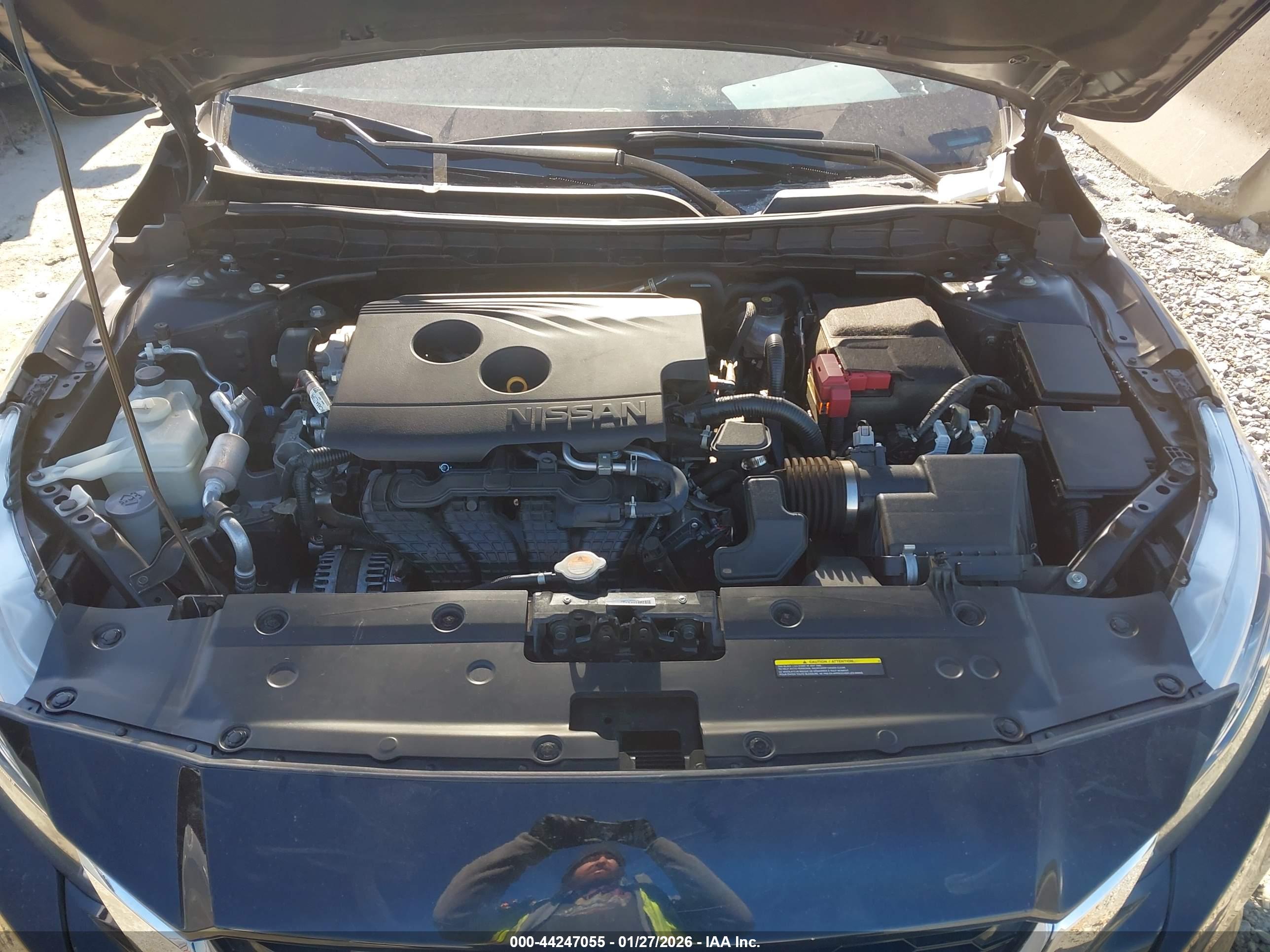 NISSAN ALTIMA image 10