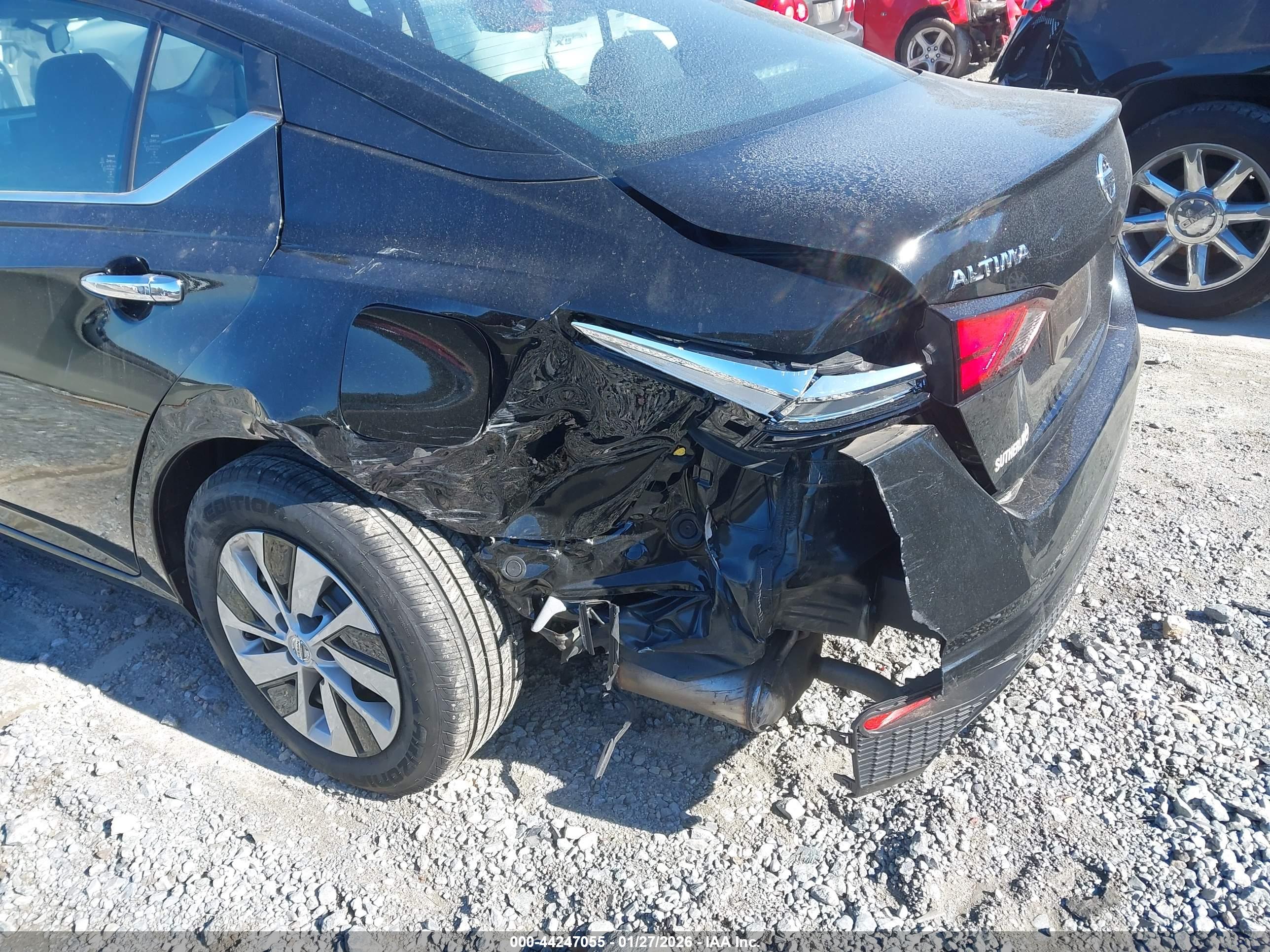 NISSAN ALTIMA image 6