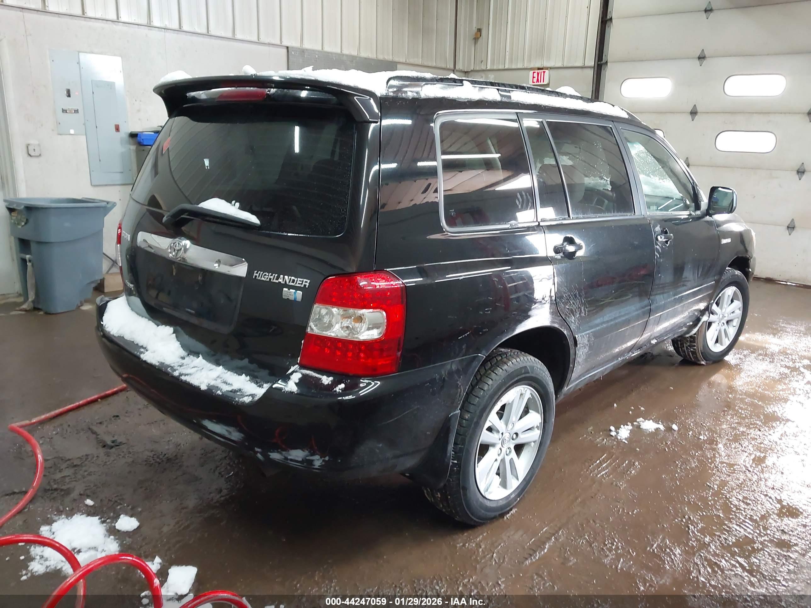 TOYOTA HIGHLANDER image 4