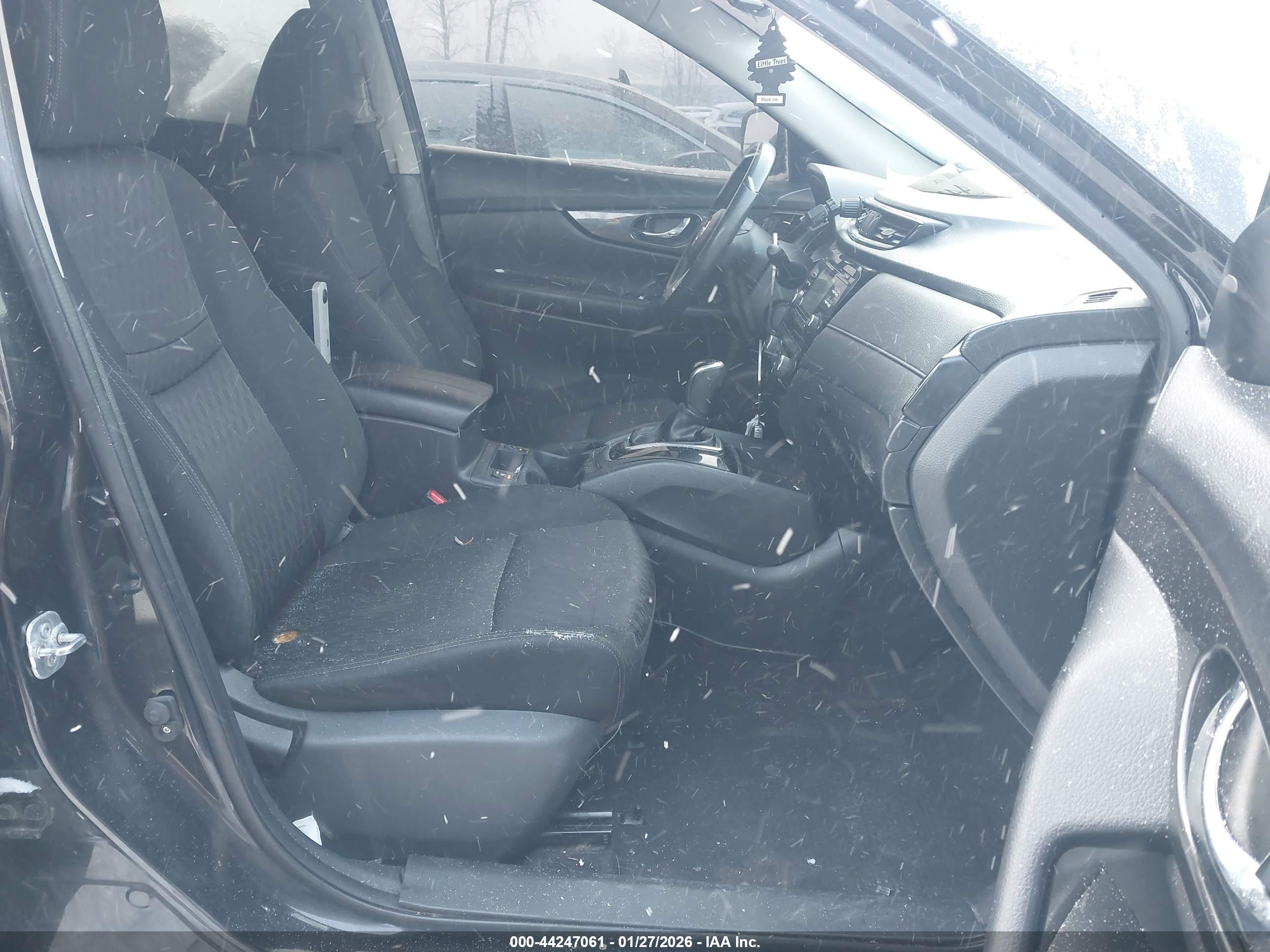 NISSAN ROGUE image 5