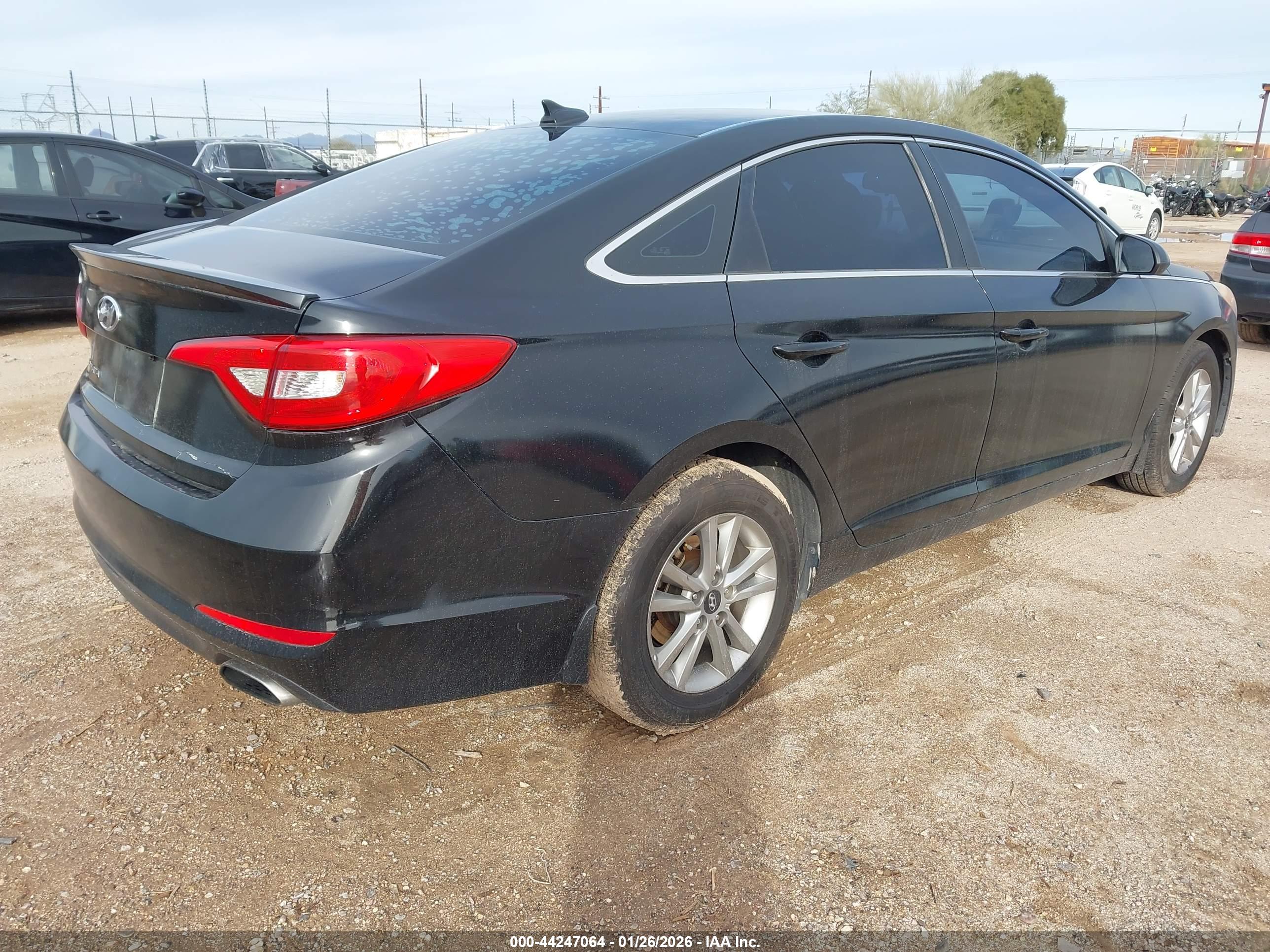 HYUNDAI SONATA image 4