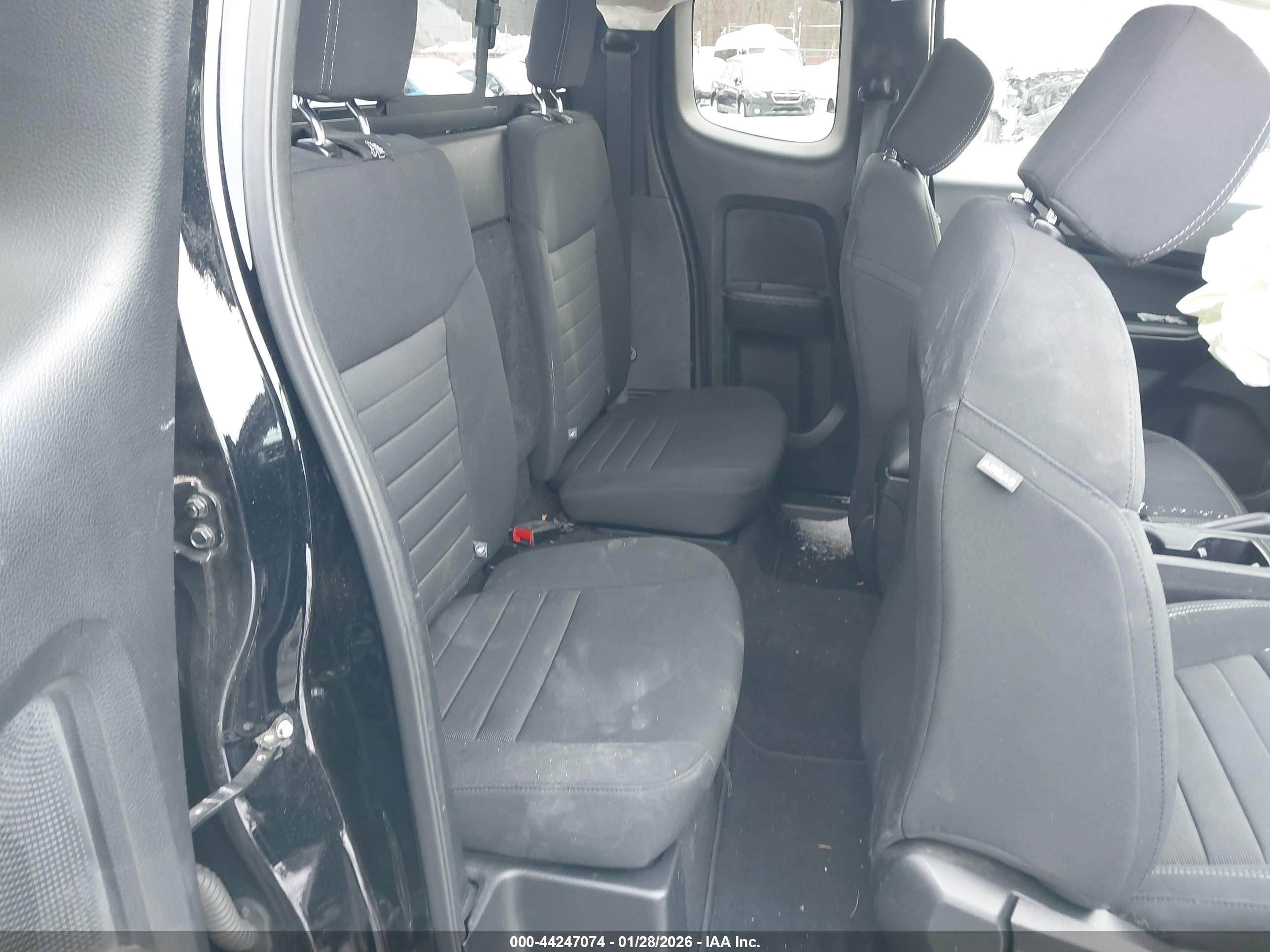 FORD RANGER image 8
