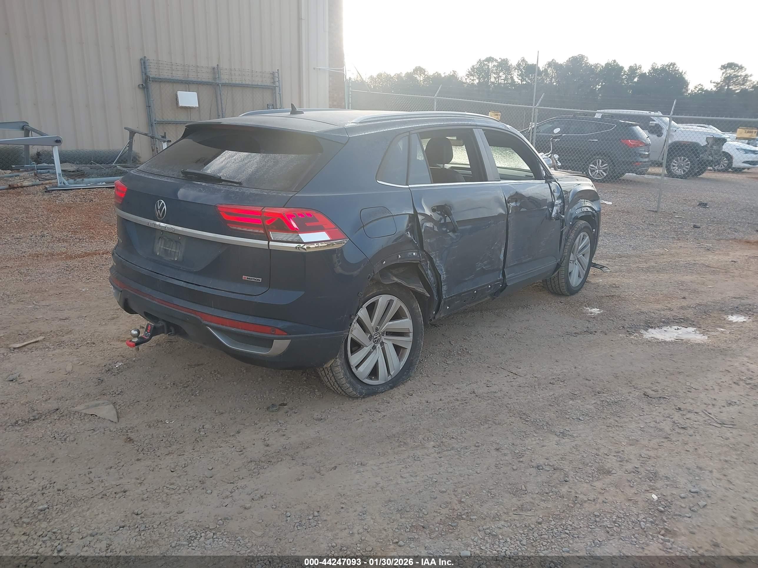 VOLKSWAGEN ATLAS image 4