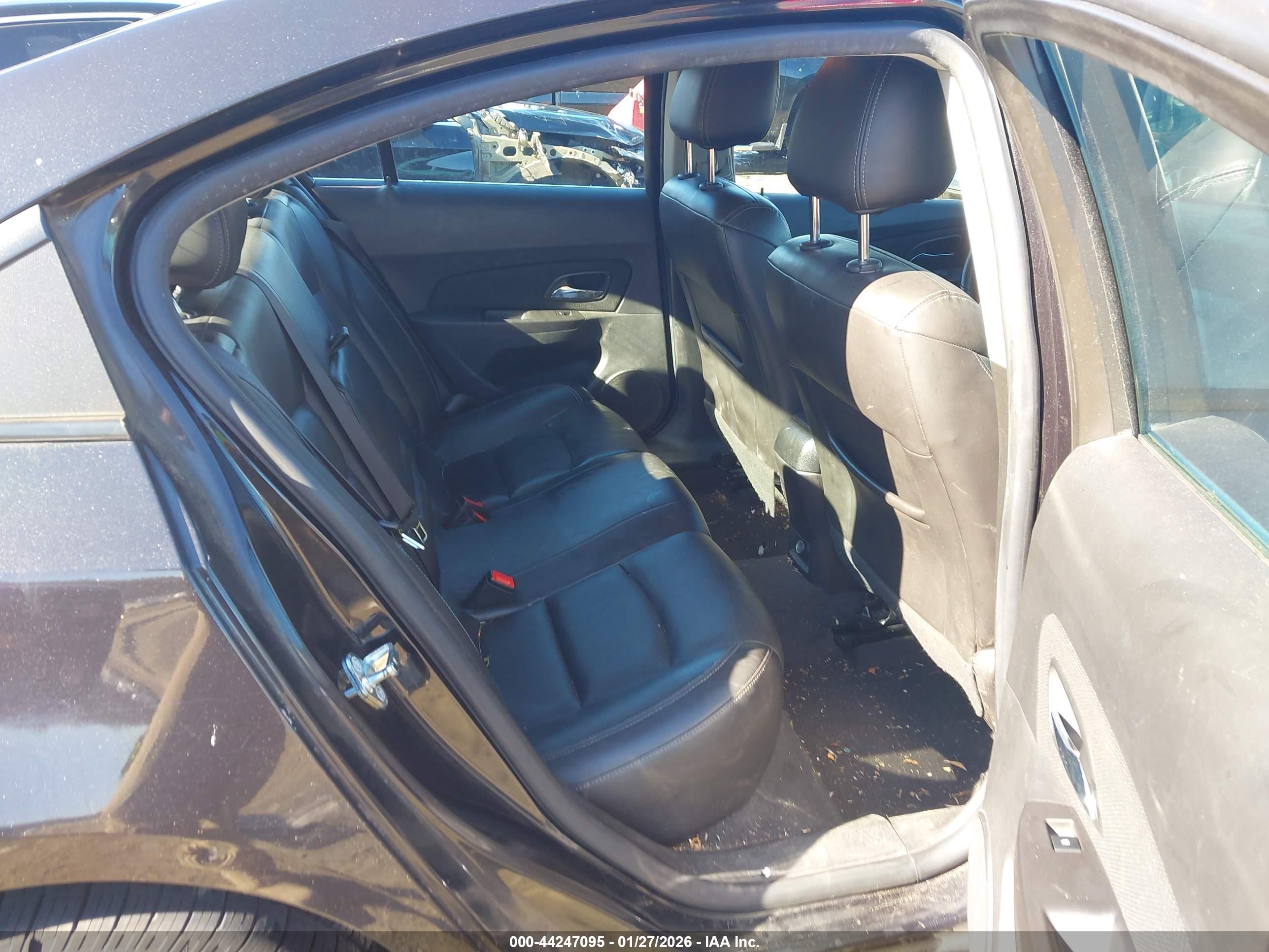 CHEVROLET CRUZE image 8
