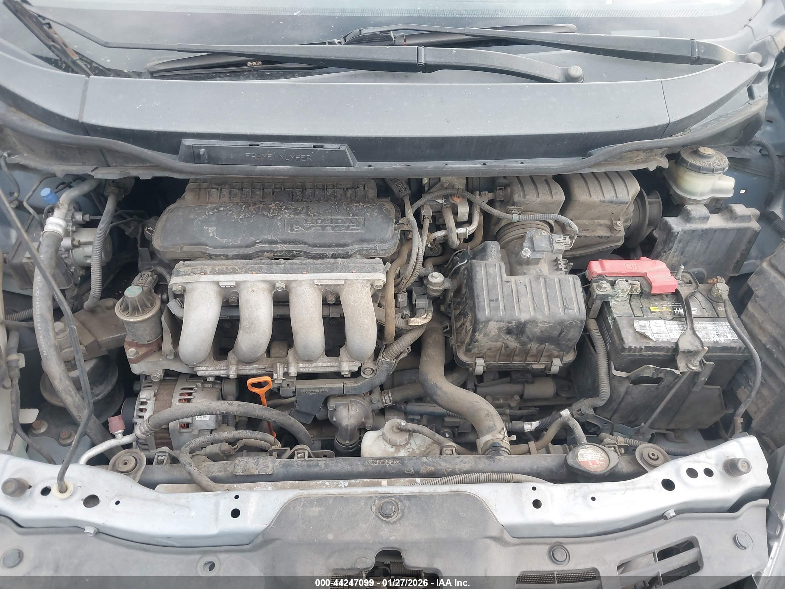 HONDA FIT image 10