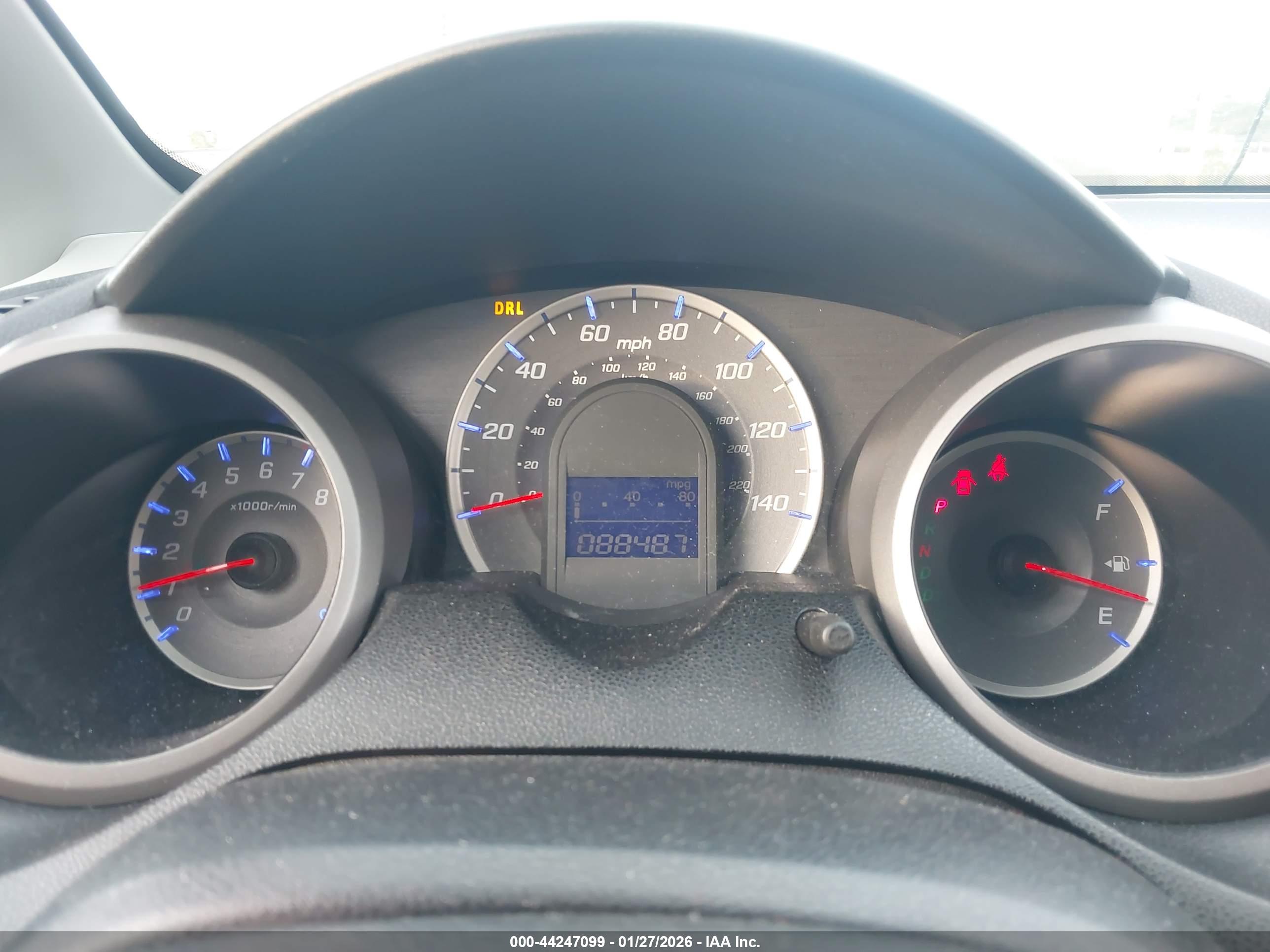 HONDA FIT image 7