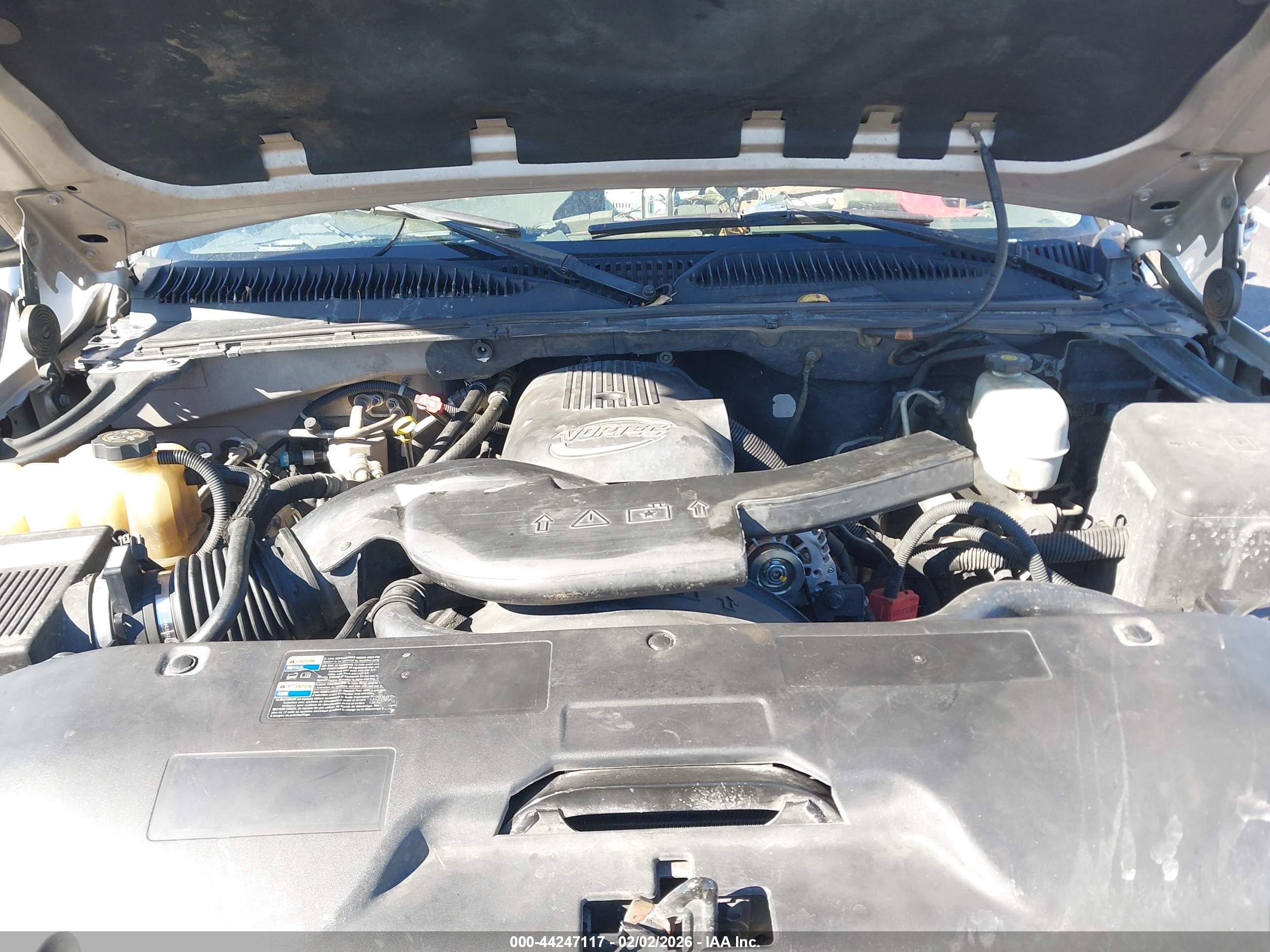 CHEVROLET TAHOE image 10