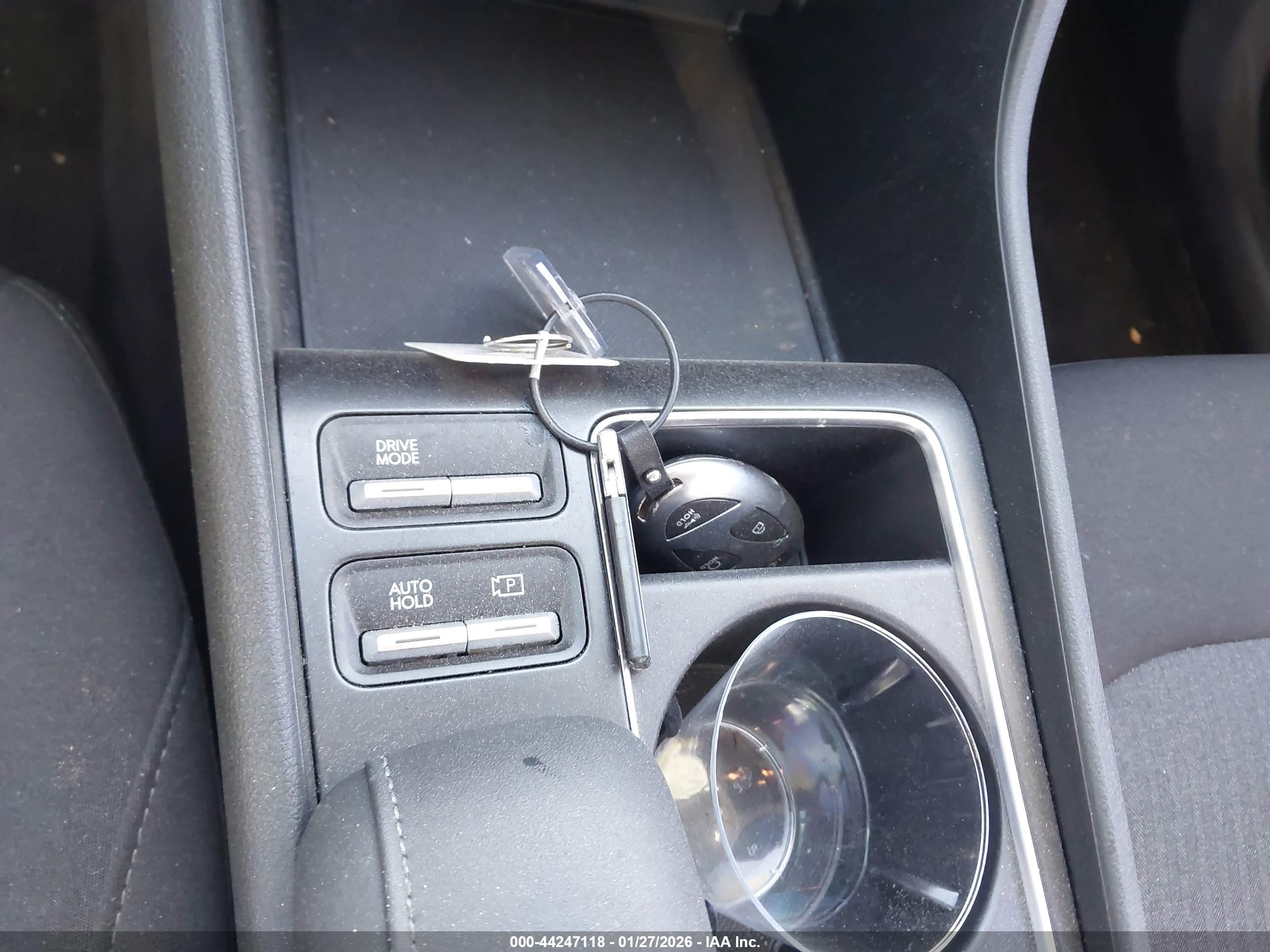 HYUNDAI SONATA image 11